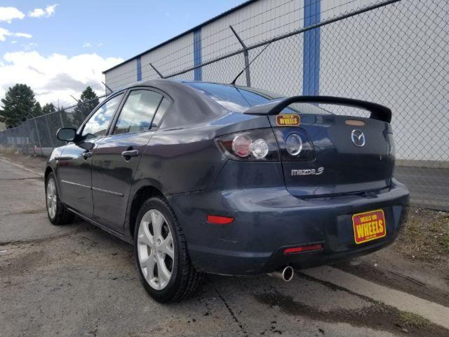 2008 Mazda MAZDA3 i Touring 4-Door (JM1BK32F781) with an 2.0L L4 DOHC 16V engine, located at 1821 N Montana Ave., Helena, MT, 59601, (406) 422-1031, 0.000000, 0.000000 - Photo#3