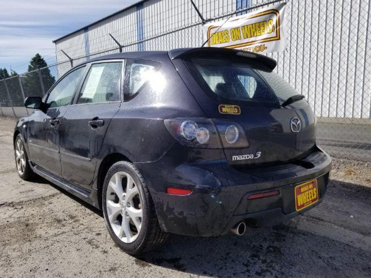 2008 Mazda MAZDA3 s Grand Touring 5-Door (JM1BK343081) with an 2.3L L4 DOHC 16V engine, located at 1821 N Montana Ave., Helena, MT, 59601, (406) 422-1031, 0.000000, 0.000000 - Photo#3