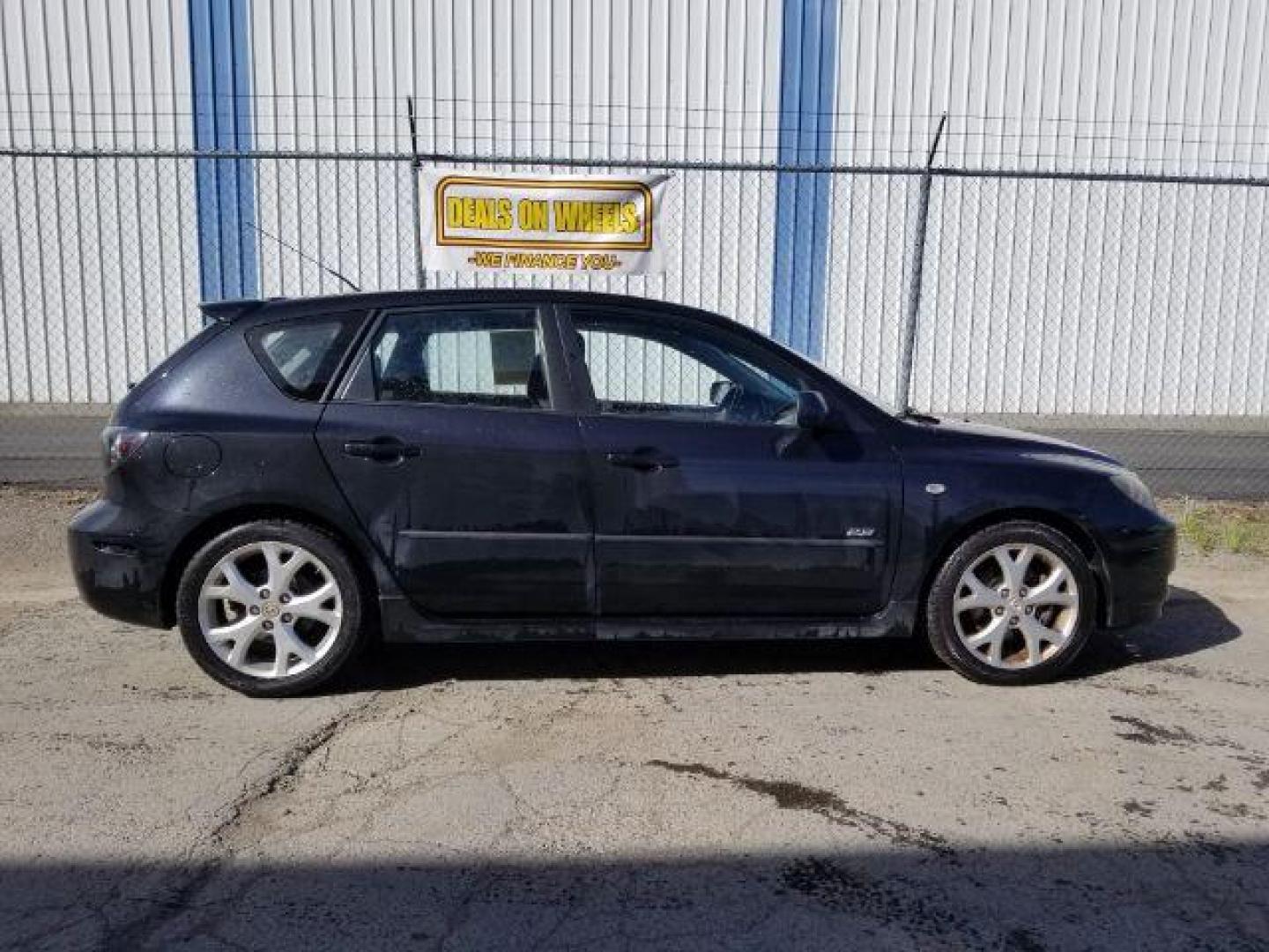 2008 Mazda MAZDA3 s Grand Touring 5-Door (JM1BK343081) with an 2.3L L4 DOHC 16V engine, located at 1821 N Montana Ave., Helena, MT, 59601, (406) 422-1031, 0.000000, 0.000000 - Photo#5