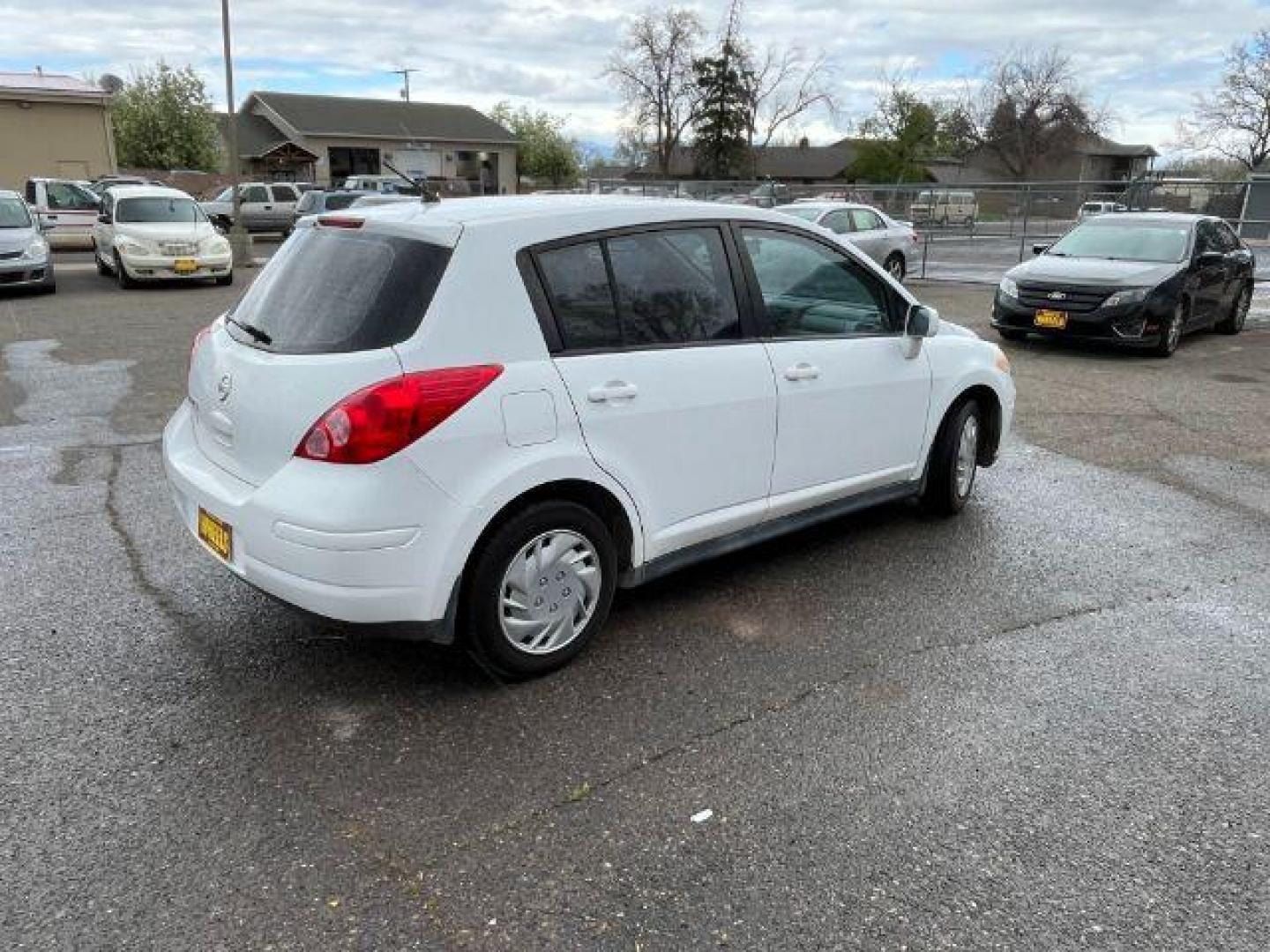 2008 Fresh Powder Nissan Versa 1.8 S (3N1BC13E48L) with an 1.8L L4 DOHC 16V engine, located at 1821 N Montana Ave., Helena, MT, 59601, (406) 422-1031, 0.000000, 0.000000 - Photo#4