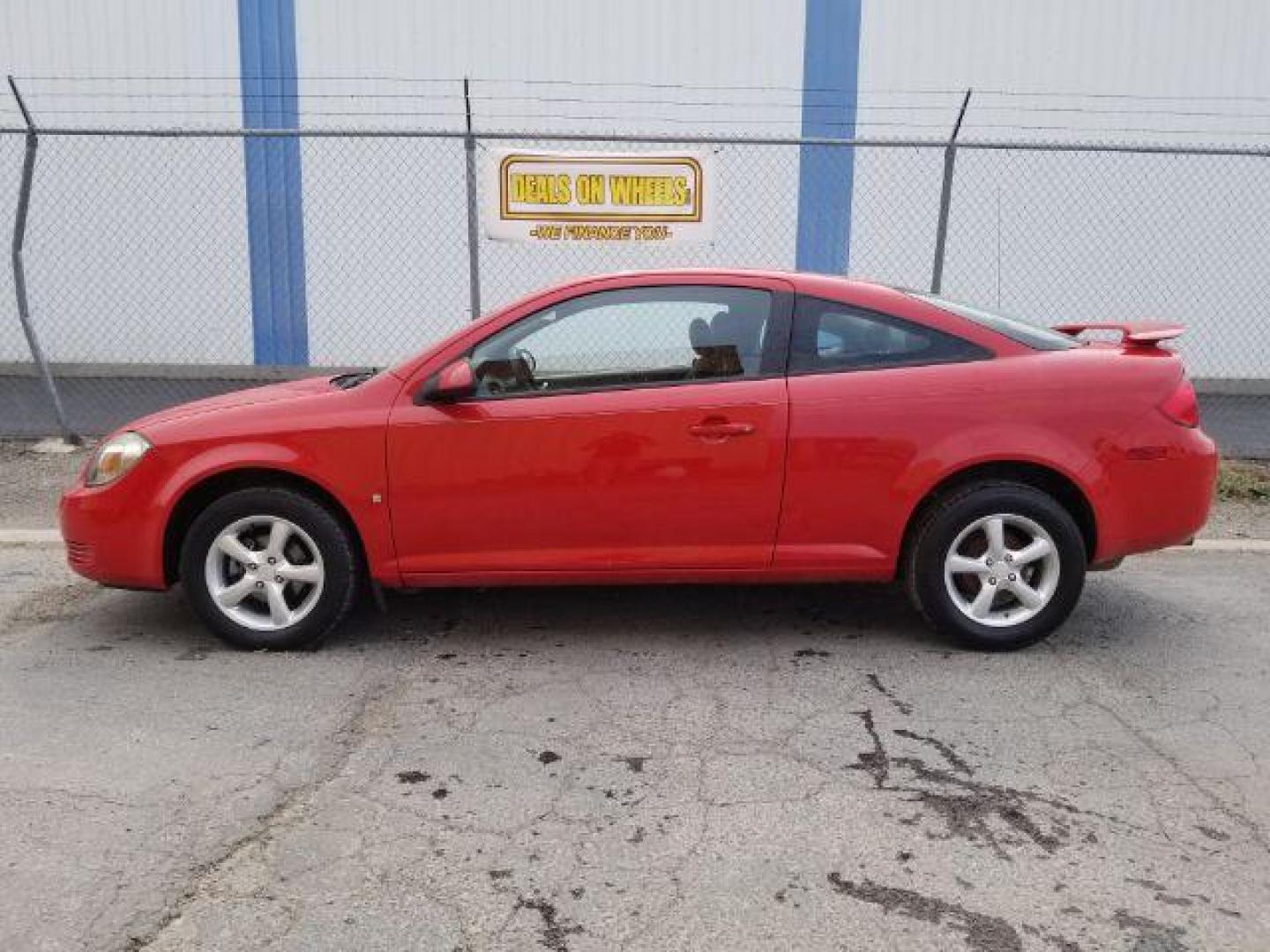 2008 Pontiac G5 Coupe (1G2AL18F687) with an 2.2L L4 DOHC 16V engine, Automatic transmission, located at 4801 10th Ave S,, Great Falls, MT, 59405, 0.000000, 0.000000 - Photo#3