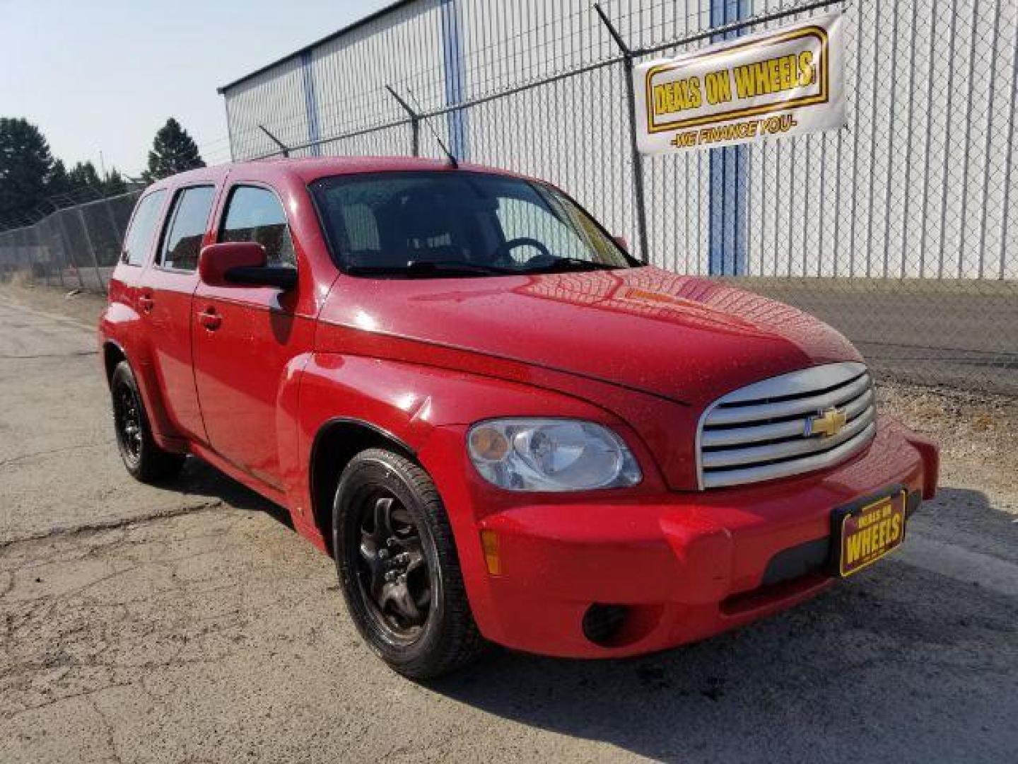 2009 Chevrolet HHR LT1 (3GNCA23B49S) with an 2.2L L4 DOHC 16V engine, 4-Speed Automatic transmission, located at 1821 N Montana Ave., Helena, MT, 59601, (406) 422-1031, 0.000000, 0.000000 - Photo#6