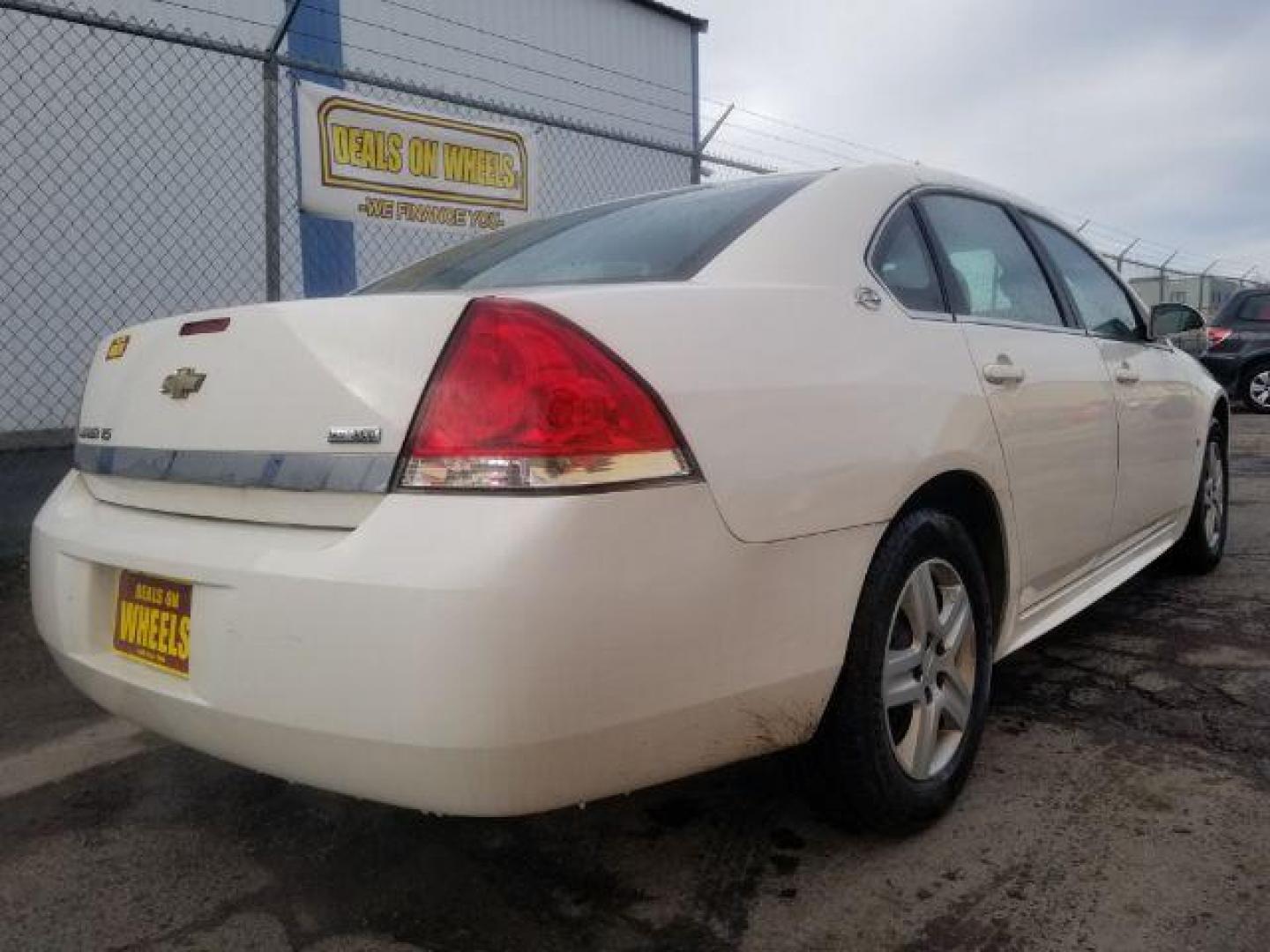 2009 Chevrolet Impala LS (2G1WB57K391) with an 3.5L V6 OHV 16V FFV engine, 4-Speed Automatic transmission, located at 4047 Montana Ave., Billings, MT, 59101, 45.770847, -108.529800 - Photo#4