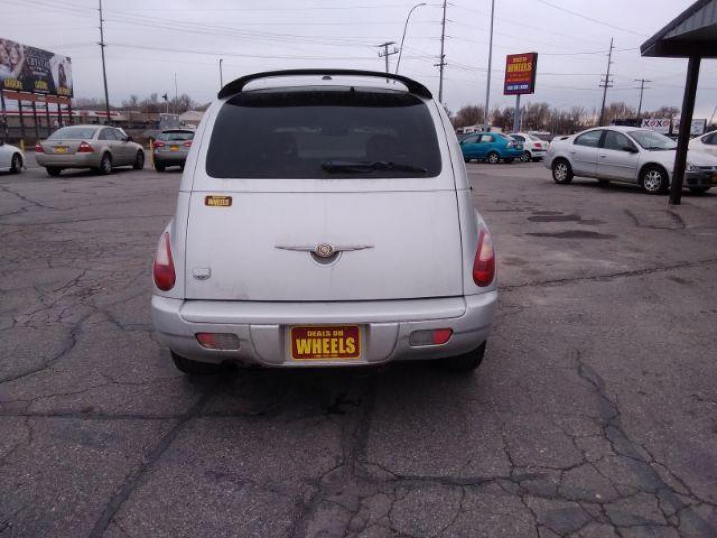 2009 Chrysler PT Cruiser Touring (3A8FY58939T) with an 2.4L L4 DOHC 16V engine, located at 4047 Montana Ave., Billings, MT, 59101, 45.770847, -108.529800 - Photo#6