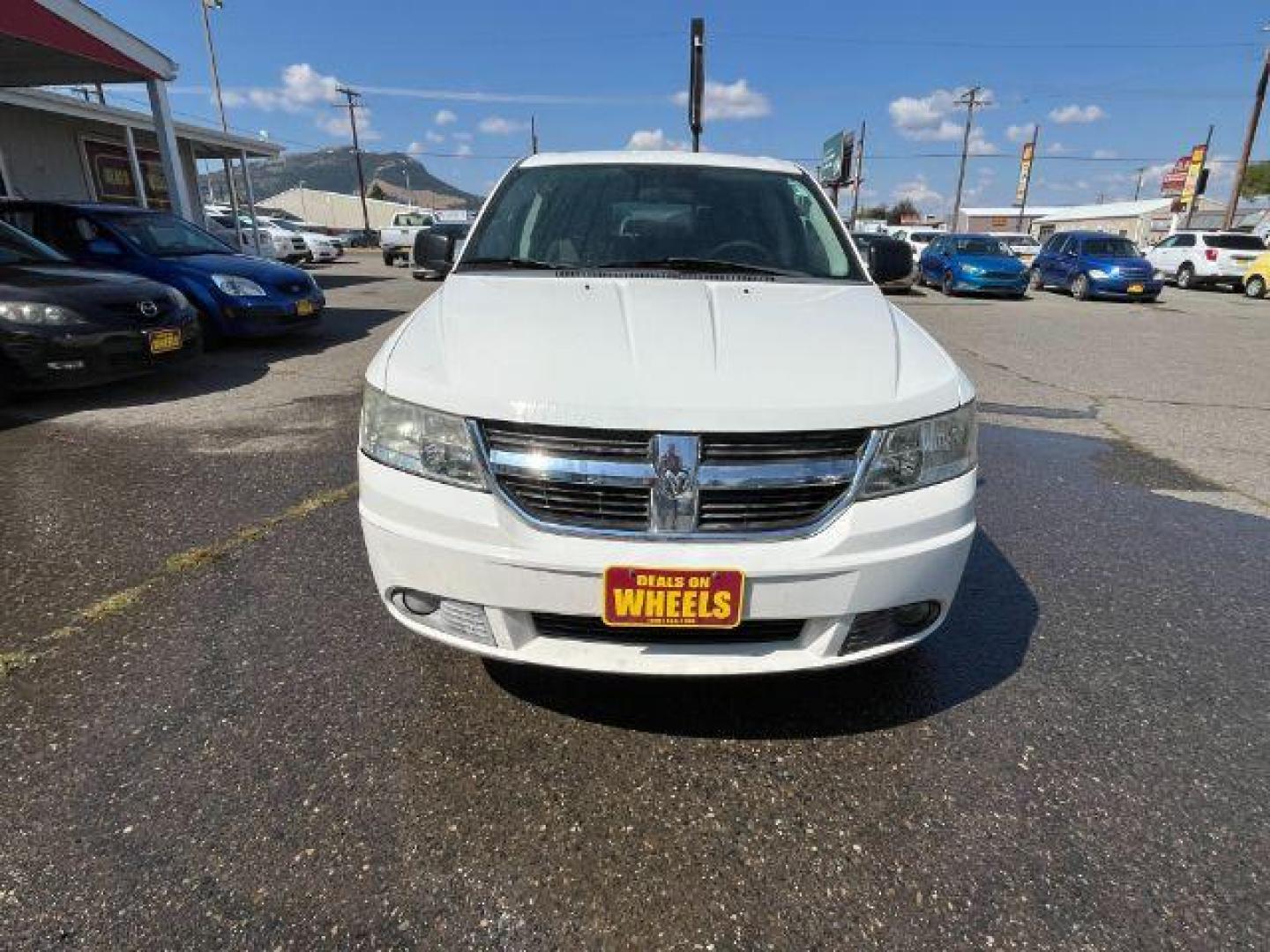 2009 Dodge Journey SE (3D4GG47B19T) with an 2.4L L4 DOHC 16V engine, 4-Speed Automatic transmission, located at 1821 N Montana Ave., Helena, MT, 59601, (406) 422-1031, 0.000000, 0.000000 - Photo#1