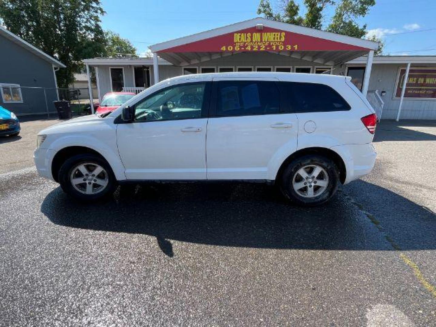 2009 Dodge Journey SE (3D4GG47B19T) with an 2.4L L4 DOHC 16V engine, 4-Speed Automatic transmission, located at 1821 N Montana Ave., Helena, MT, 59601, (406) 422-1031, 0.000000, 0.000000 - Photo#5