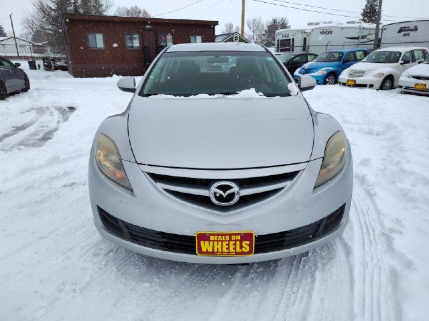 2009 Brilliant Silver Metallic Mazda Mazda6 i SV (1YVHP80A395) with an 2.5L L4 DOHC 16V engine, located at 4801 10th Ave S,, Great Falls, MT, 59405, 0.000000, 0.000000 - Photo#7