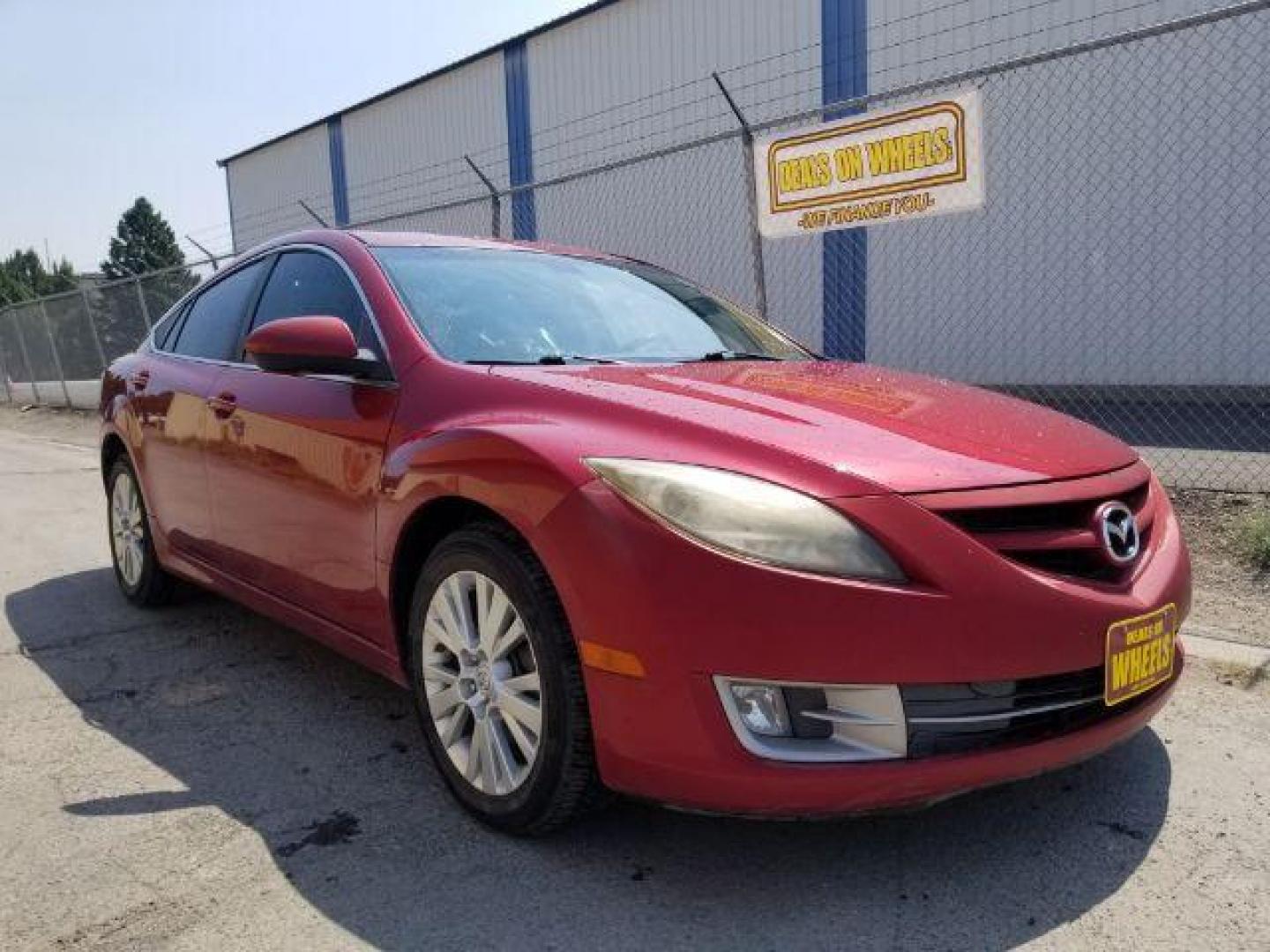 2009 Mazda Mazda6 i SV (1YVHP82A895) with an 2.5L L4 DOHC 16V engine, located at 1800 West Broadway, Missoula, 59808, (406) 543-1986, 46.881348, -114.023628 - Photo#6