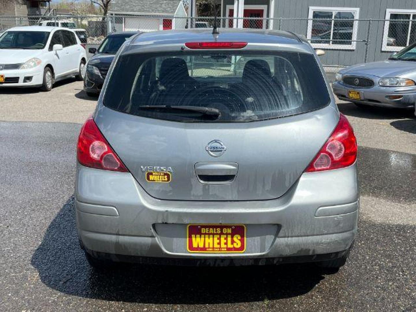 2009 Nissan Versa 1.8 S Hatchback (3N1BC13EX9L) with an 1.8L L4 DOHC 16V engine, located at 1821 N Montana Ave., Helena, MT, 59601, (406) 422-1031, 0.000000, 0.000000 - Photo#3