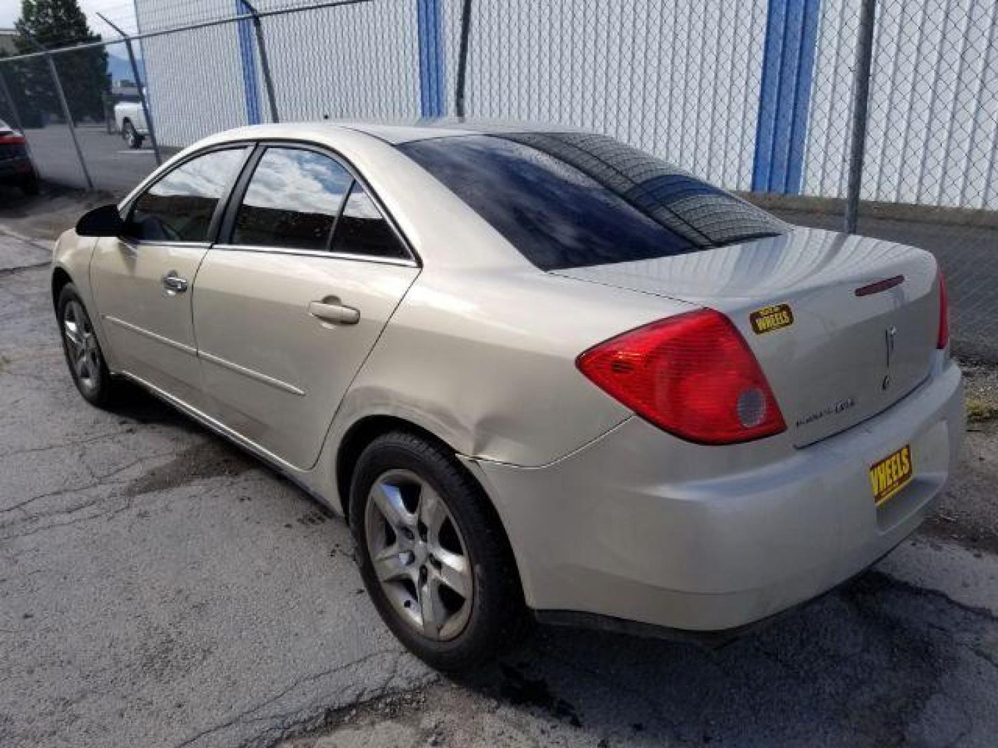 2009 Pontiac G6 Sedan (1G2ZG57B694) with an 2.4L L4 DOHC 16V engine, 4-Speed Automatic transmission, located at 4047 Montana Ave., Billings, MT, 59101, 45.770847, -108.529800 - Photo#3