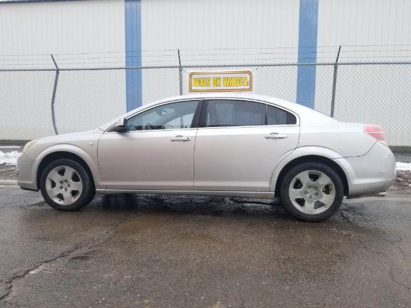 2009 Saturn Aura XE (1G8ZS57B59F) with an 2.4L L4 DOHC 16V engine, 4-Speed Automatic transmission, located at 4801 10th Ave S,, Great Falls, MT, 59405, 0.000000, 0.000000 - Photo#6