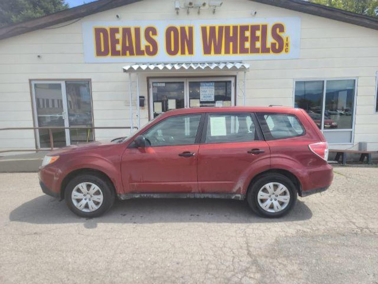 2009 Subaru Forester 2.5X (JF2SH61619H) with an 2.5L H4 SOHC 16V engine, 4-Speed Automatic transmission, located at 1800 West Broadway, Missoula, 59808, (406) 543-1986, 46.881348, -114.023628 - Photo#5