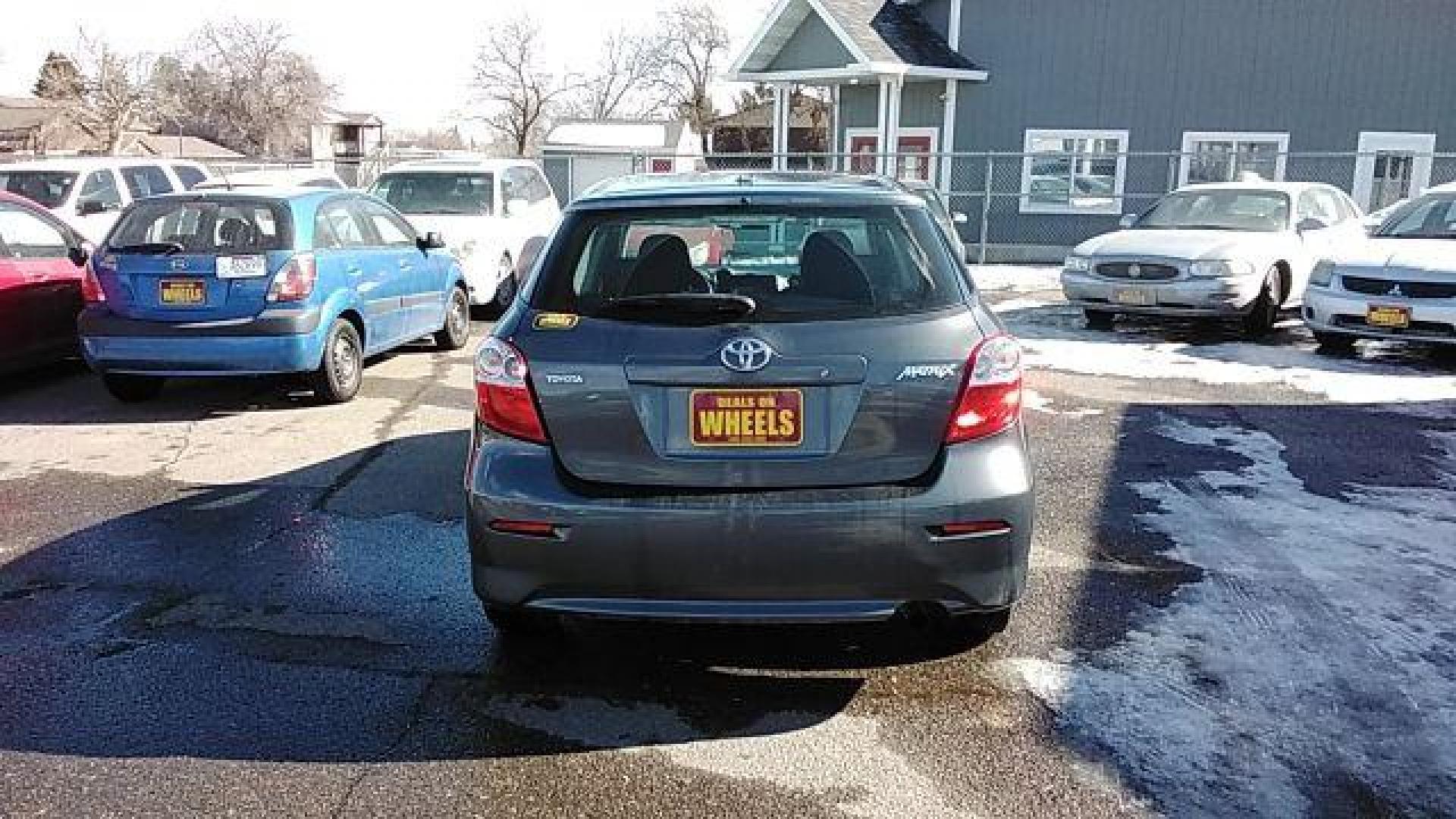 2009 Toyota Matrix Base 4-Speed AT (2T1KU40E69C) with an 1.8L L4 DOHC 16V engine, 4-Speed Automatic transmission, located at 1821 N Montana Ave., Helena, MT, 59601, (406) 422-1031, 0.000000, 0.000000 - Photo#5