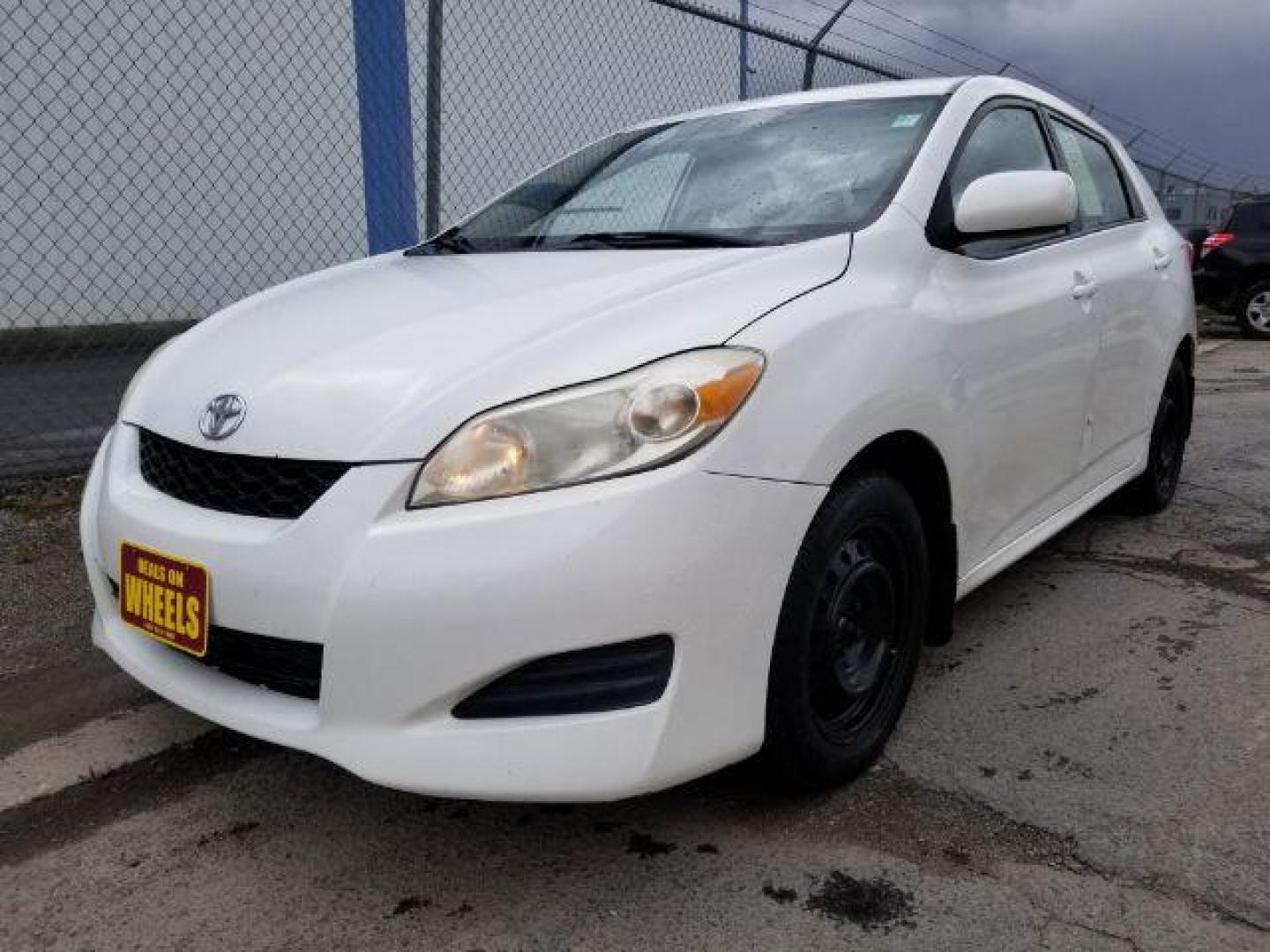 2009 Toyota Matrix Base 4-Speed AT (2T1KU40E09C) with an 1.8L L4 DOHC 16V engine, 4-Speed Automatic transmission, located at 1821 N Montana Ave., Helena, MT, 59601, (406) 422-1031, 0.000000, 0.000000 - Photo#0