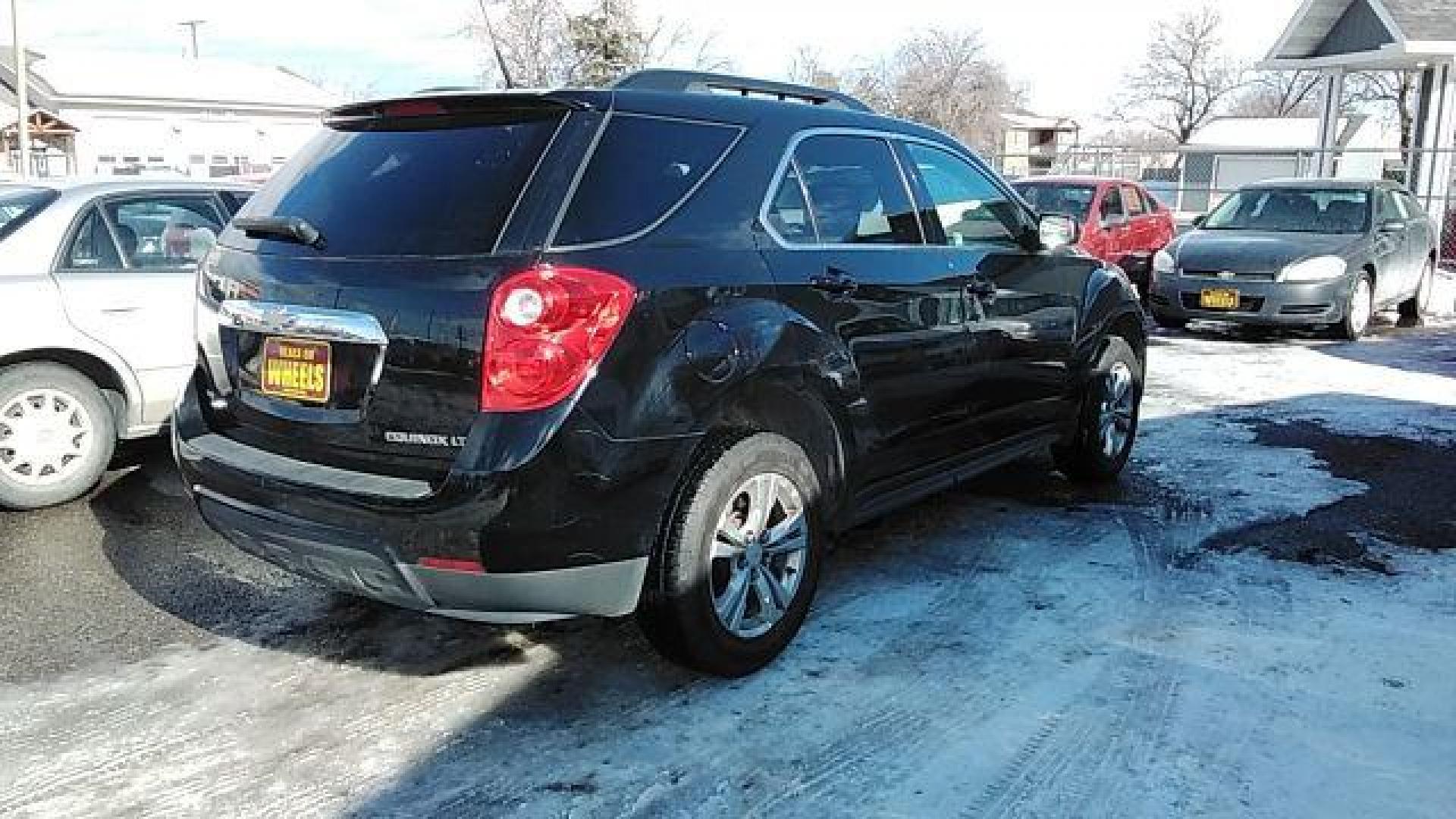 2010 Chevrolet Equinox LT1 AWD (2CNFLEEW4A6) with an 2.4L L4 DOHC 16V engine, 6-Speed Automatic transmission, located at 1821 N Montana Ave., Helena, MT, 59601, (406) 422-1031, 0.000000, 0.000000 - Photo#3