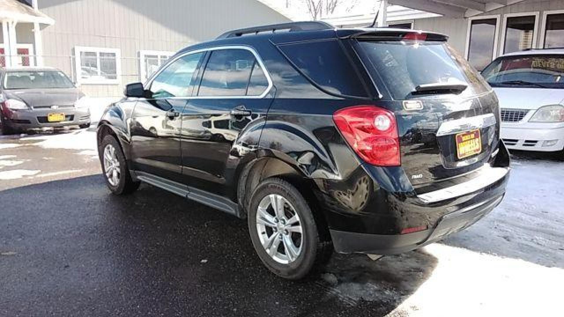 2010 Chevrolet Equinox LT1 AWD (2CNFLEEW4A6) with an 2.4L L4 DOHC 16V engine, 6-Speed Automatic transmission, located at 1821 N Montana Ave., Helena, MT, 59601, (406) 422-1031, 0.000000, 0.000000 - Photo#4