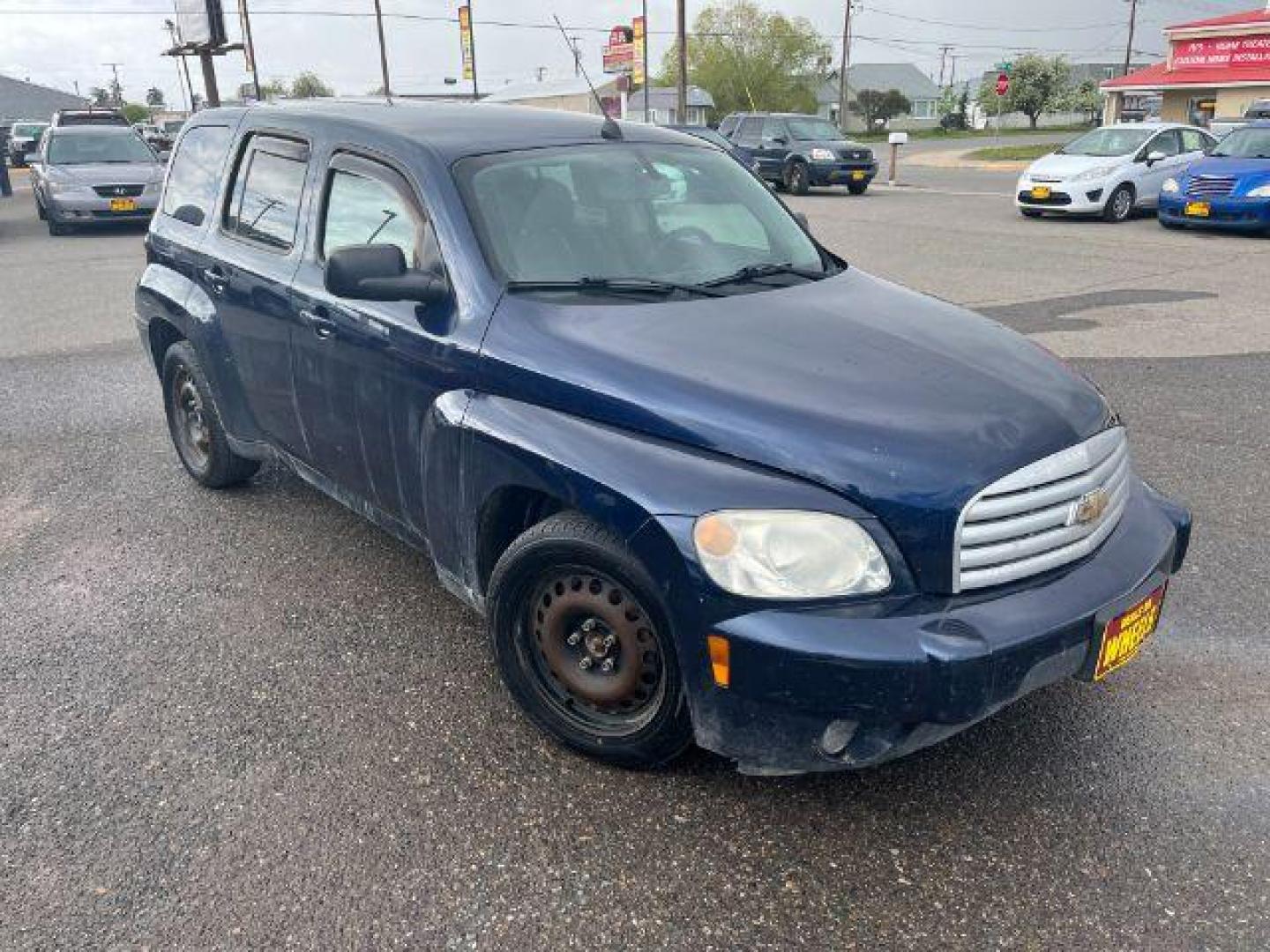 2010 Chevrolet HHR LS (3GNBAADB0AS) with an 2.2L L4 DOHC 16V FFV engine, 4-Speed Automatic transmission, located at 1821 N Montana Ave., Helena, MT, 59601, (406) 422-1031, 0.000000, 0.000000 - Photo#2