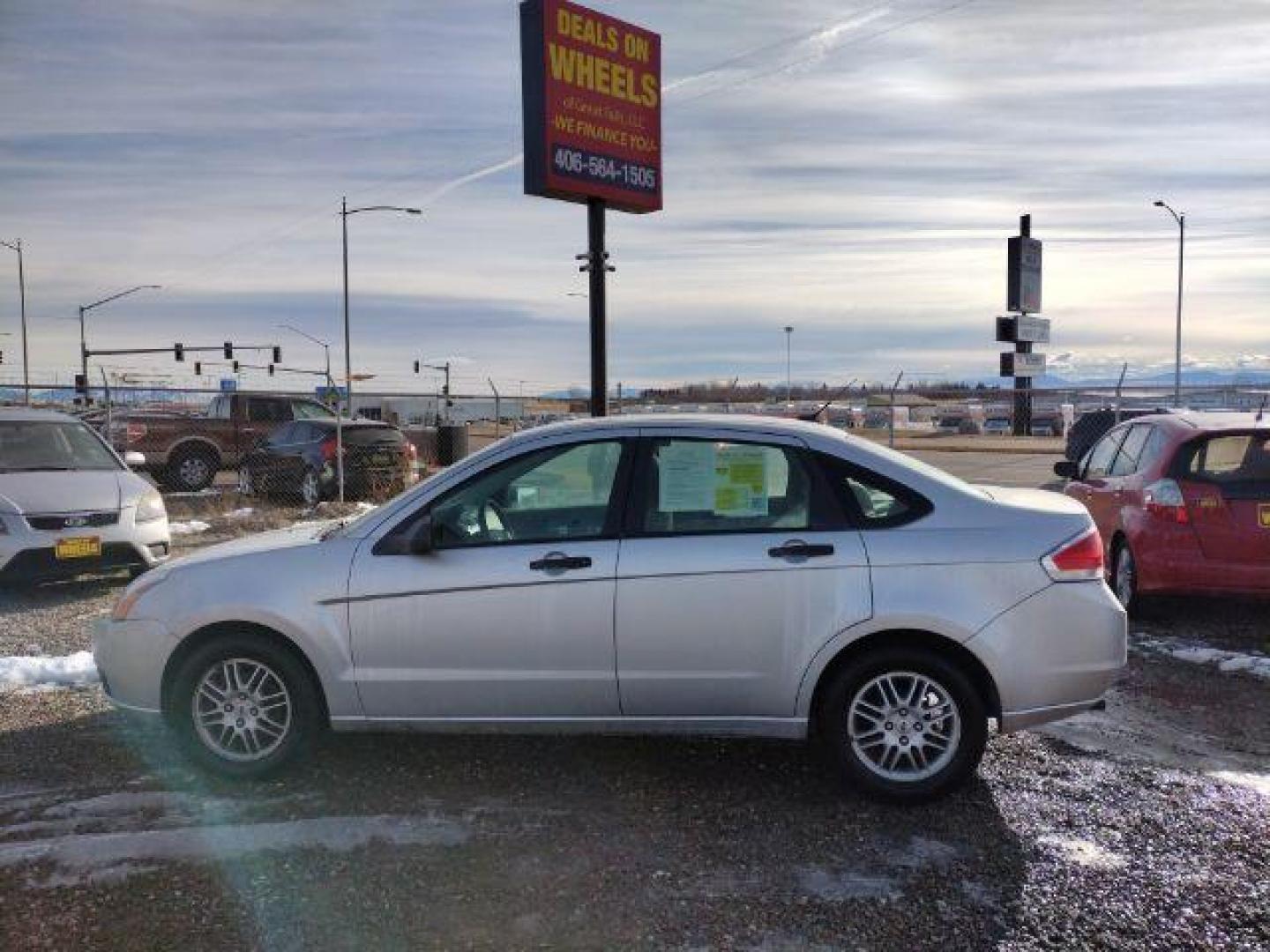 2010 Ford Focus SE Sedan (1FAHP3FN2AW) with an 2.0L L4 DOHC 16V engine, located at 4801 10th Ave S,, Great Falls, MT, 59405, 0.000000, 0.000000 - Photo#1