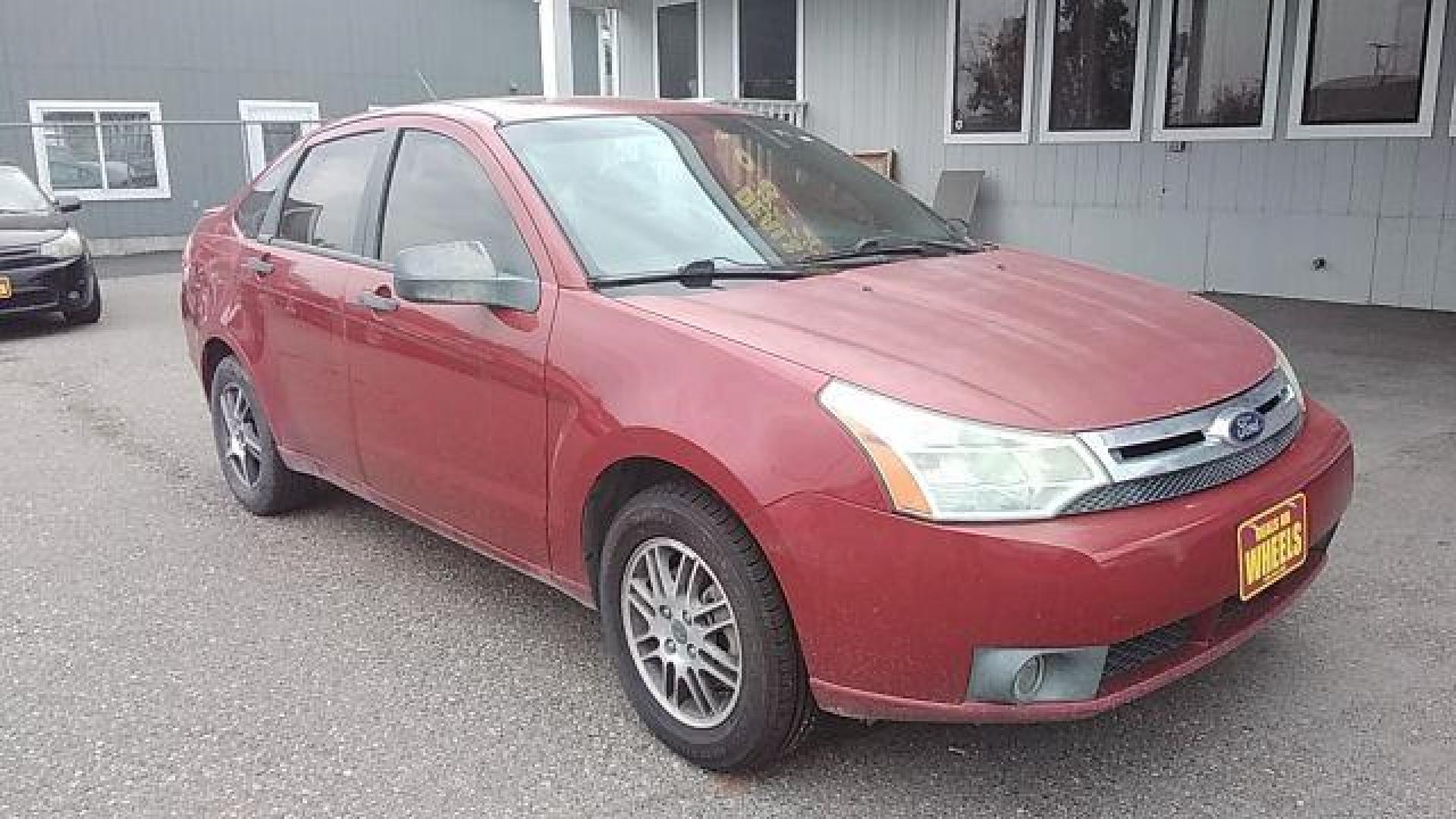 2010 Ford Focus SE Sedan (1FAHP3FN2AW) with an 2.0L L4 DOHC 16V engine, located at 1821 N Montana Ave., Helena, MT, 59601, (406) 422-1031, 0.000000, 0.000000 - Photo#2