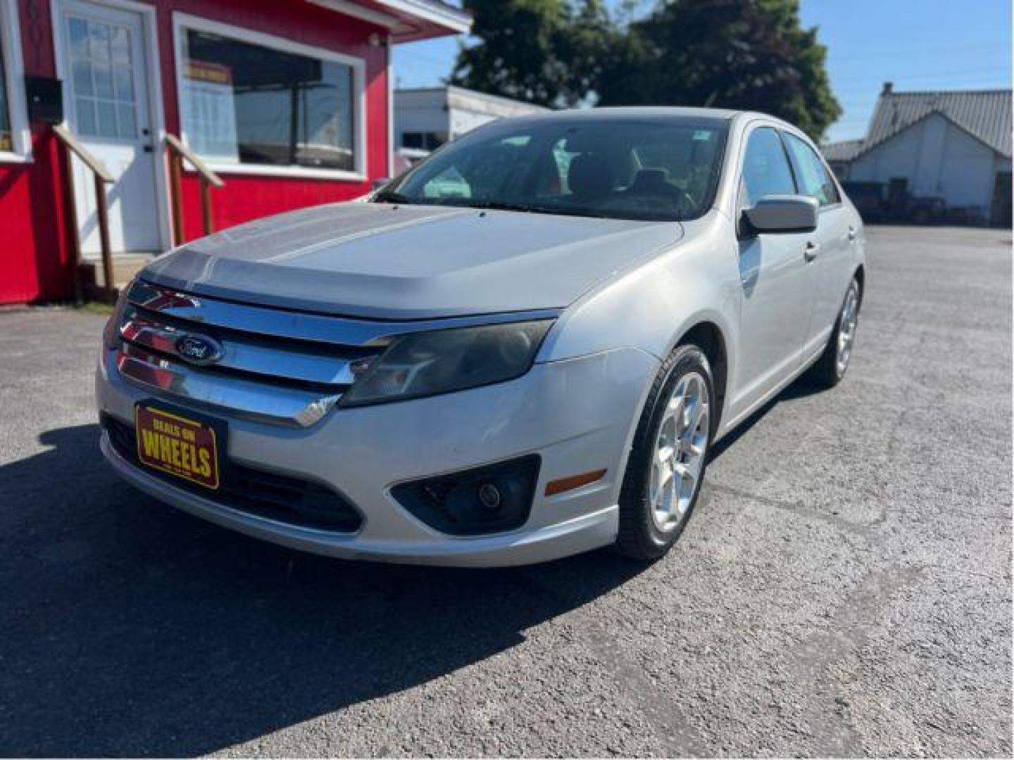 2010 Ford Fusion SE (3FAHP0HA9AR) with an 2.5L L4 DOHC 16V engine, located at 601 E. Idaho St., Kalispell, MT, 59901, 0.000000, 0.000000 - Photo#0