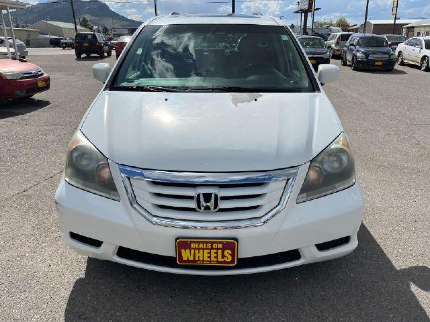 2010 Honda Odyssey EX-L w/ DVD and Navi (5FNRL3H74AB) with an 3.5L V6 SOHC 24V engine, 5-Speed Automatic transmission, located at 1821 N Montana Ave., Helena, MT, 59601, (406) 422-1031, 0.000000, 0.000000 - Photo#1