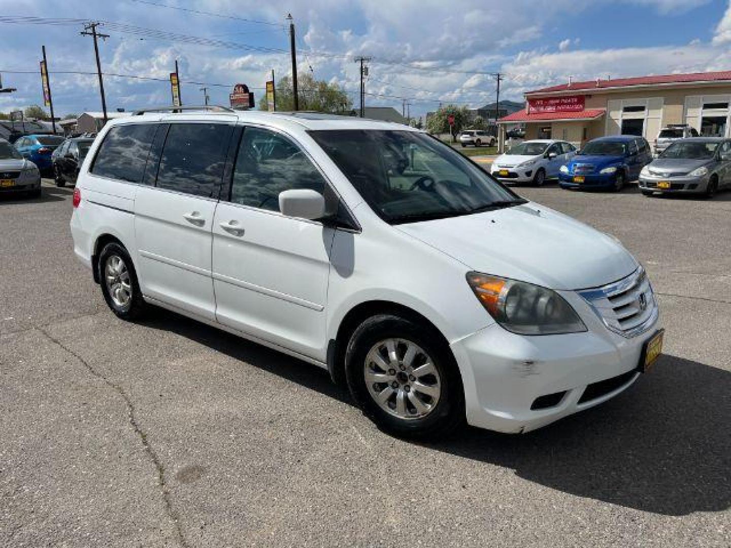 2010 Honda Odyssey EX-L w/ DVD and Navi (5FNRL3H74AB) with an 3.5L V6 SOHC 24V engine, 5-Speed Automatic transmission, located at 1821 N Montana Ave., Helena, MT, 59601, (406) 422-1031, 0.000000, 0.000000 - Photo#2