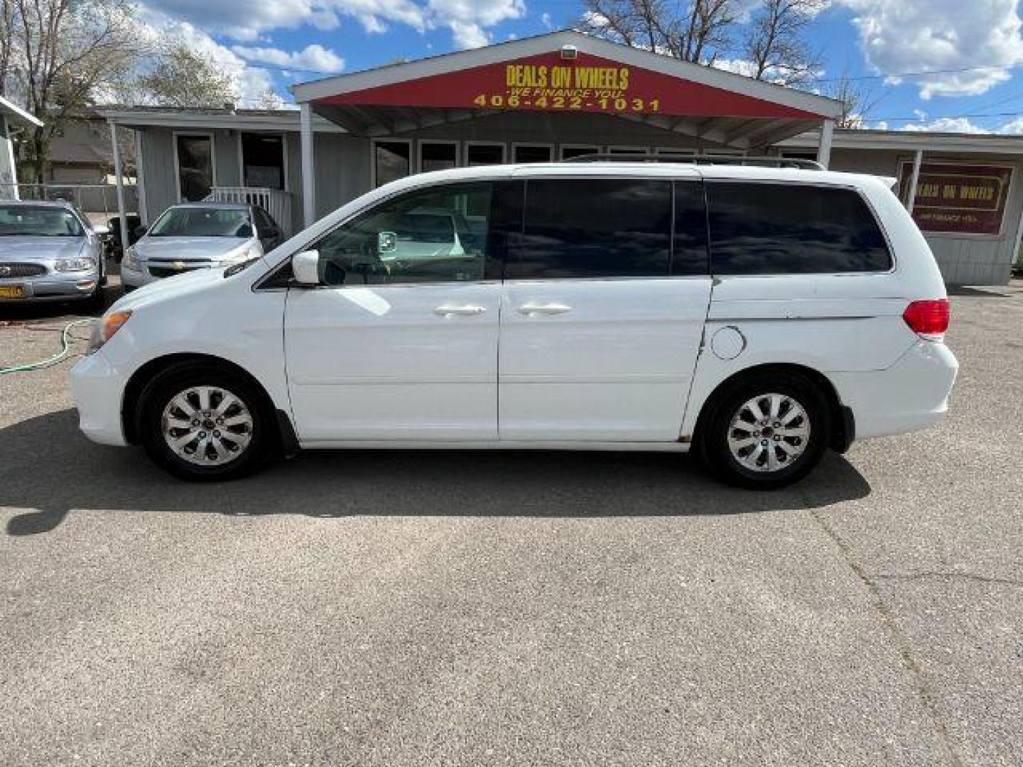 2010 Honda Odyssey EX-L w/ DVD and Navi (5FNRL3H74AB) with an 3.5L V6 SOHC 24V engine, 5-Speed Automatic transmission, located at 1821 N Montana Ave., Helena, MT, 59601, (406) 422-1031, 0.000000, 0.000000 - Photo#5