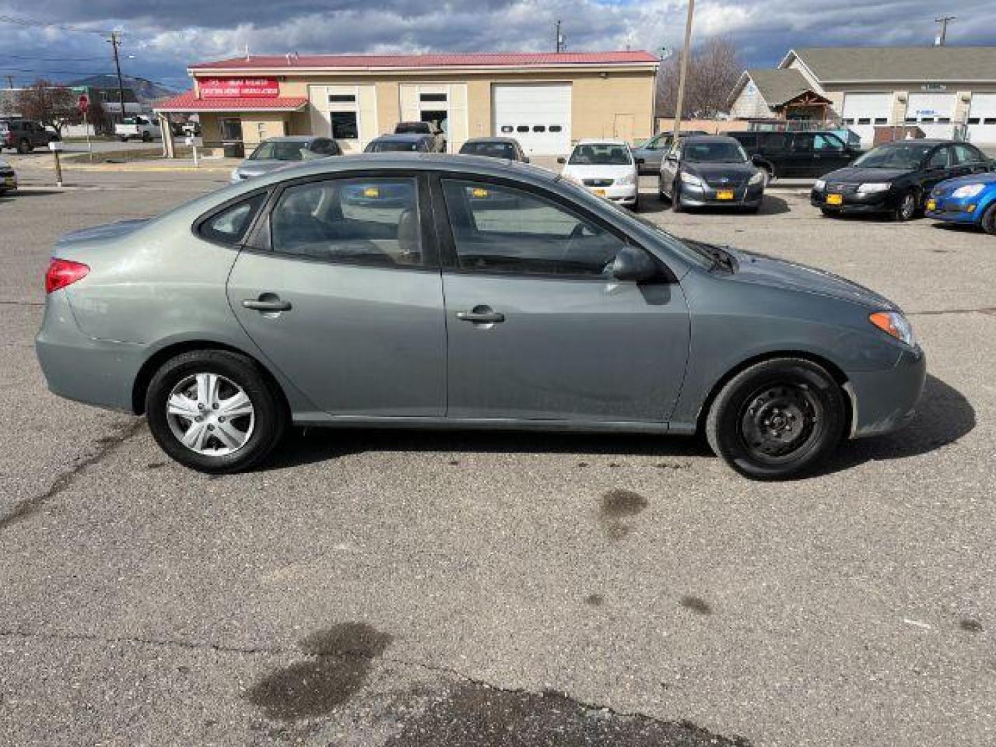 2010 Hyundai Elantra SE (KMHDU4AD6AU) with an 2.0L L4 DOHC 16V engine, located at 1821 N Montana Ave., Helena, MT, 59601, (406) 422-1031, 0.000000, 0.000000 - Photo#3