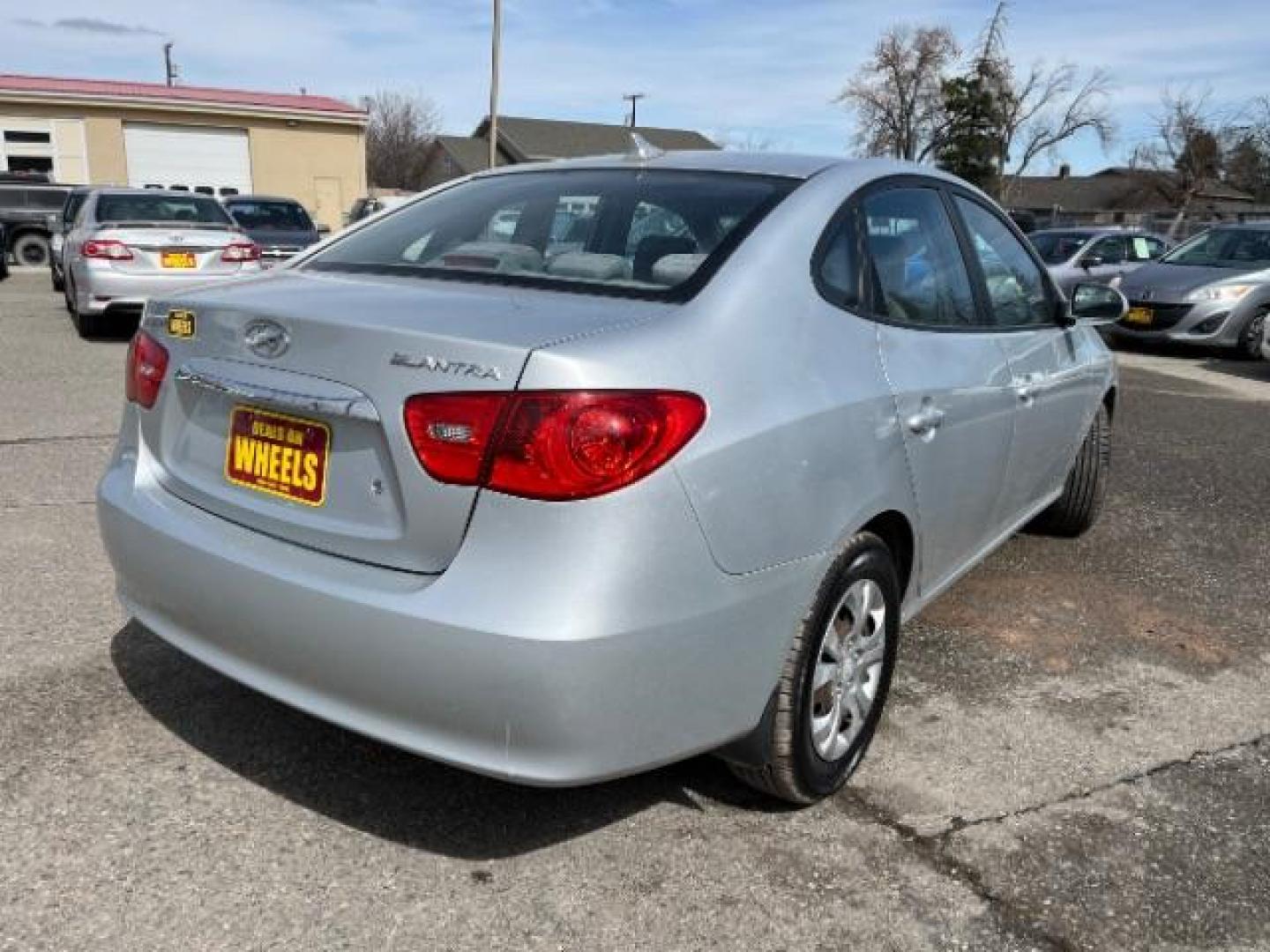 2010 Hyundai Elantra SE (KMHDU4AD1AU) with an 2.0L L4 DOHC 16V engine, located at 1821 N Montana Ave., Helena, MT, 59601, (406) 422-1031, 0.000000, 0.000000 - Photo#2