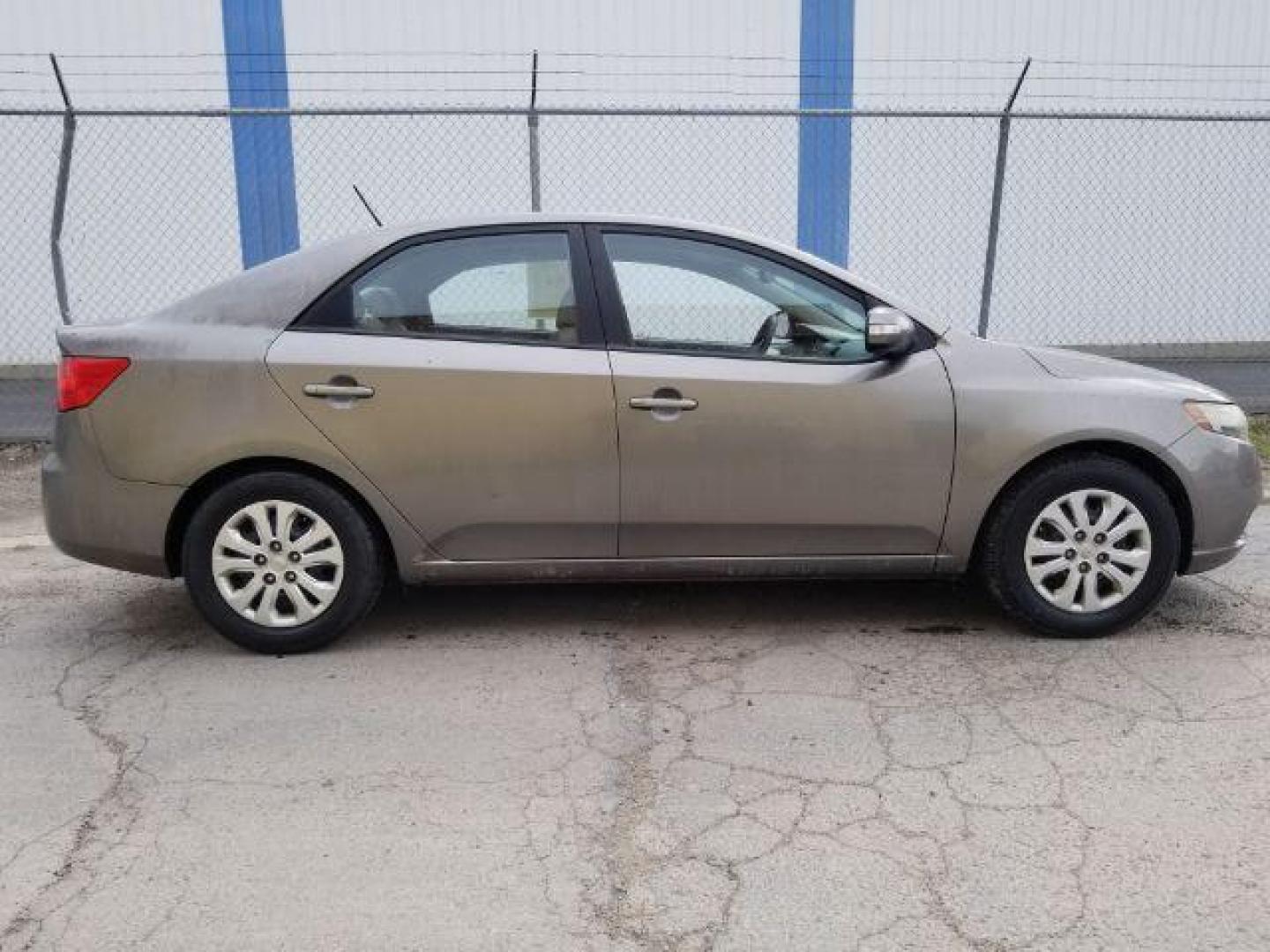 2010 Kia Forte EX (KNAFU4A20A5) with an 2.0L L4 DOHC 16V engine, located at 4801 10th Ave S,, Great Falls, MT, 59405, 0.000000, 0.000000 - Photo#5