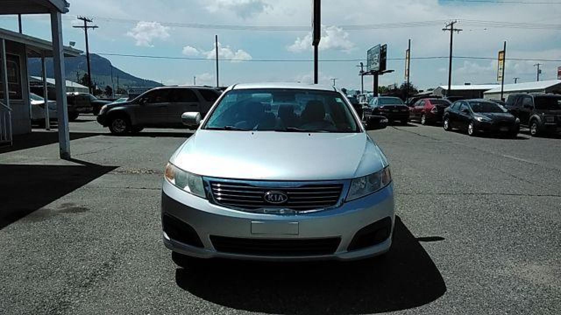 2010 Kia Optima LX (KNAGG4A80A5) with an 2.4L L4 DOHC 16V engine, 4-Speed Automatic transmission, located at 1821 N Montana Ave., Helena, MT, 59601, (406) 422-1031, 0.000000, 0.000000 - Photo#1