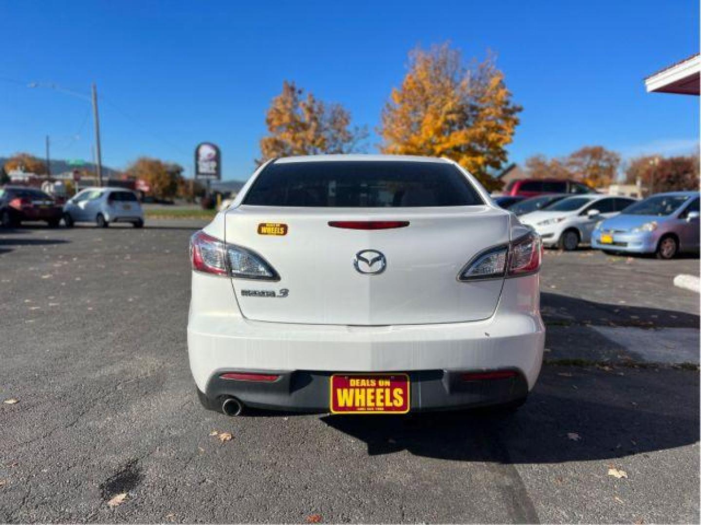 2010 Mazda MAZDA3 i Sport 4-Door (JM1BL1SF6A1) with an 2.0L L4 DOHC 16V engine, located at 601 E. Idaho St., Kalispell, MT, 59901, 0.000000, 0.000000 - Photo#3