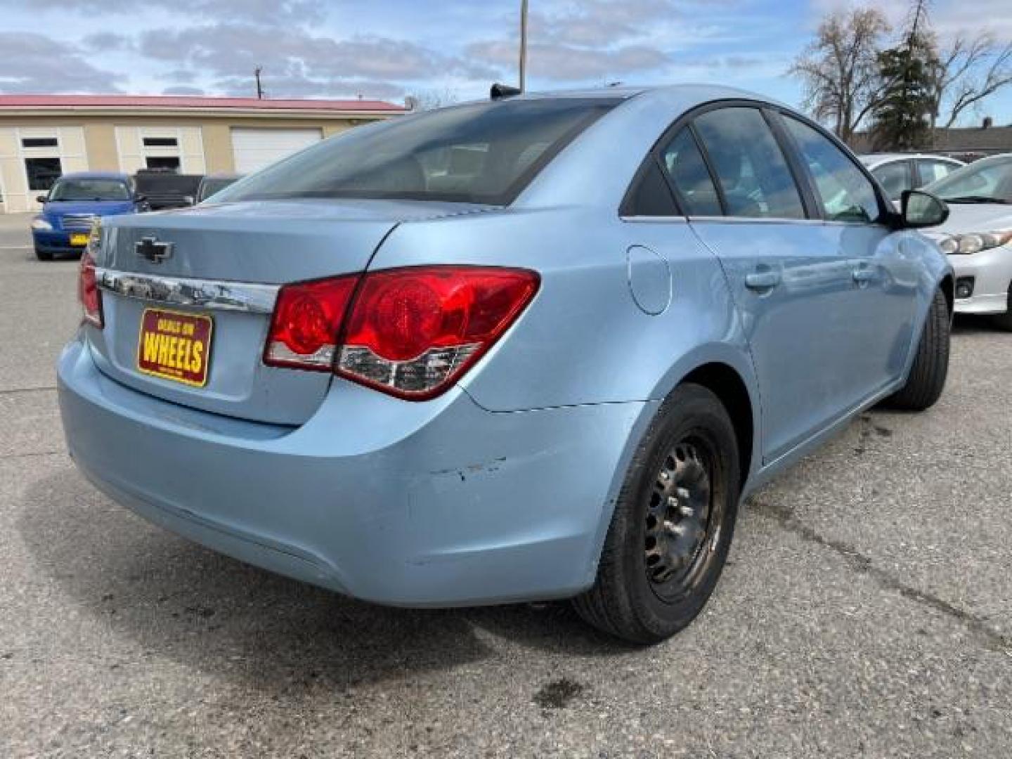 2011 Chevrolet Cruze 2LS (1G1PC5SH4B7) with an 1.8L L4 DOHC 16V FFV engine, 6-Speed Automatic transmission, located at 1821 N Montana Ave., Helena, MT, 59601, (406) 422-1031, 0.000000, 0.000000 - Photo#2