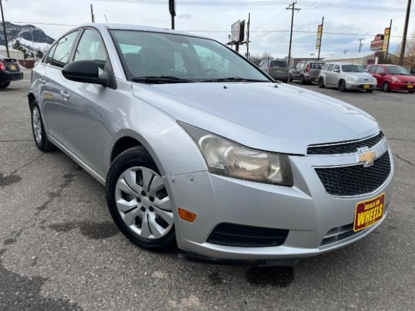 2011 Chevrolet Cruze 2LS (1G1PC5SHXB7) with an 1.8L L4 DOHC 16V FFV engine, 6-Speed Automatic transmission, located at 1821 N Montana Ave., Helena, MT, 59601, (406) 422-1031, 0.000000, 0.000000 - Photo#1