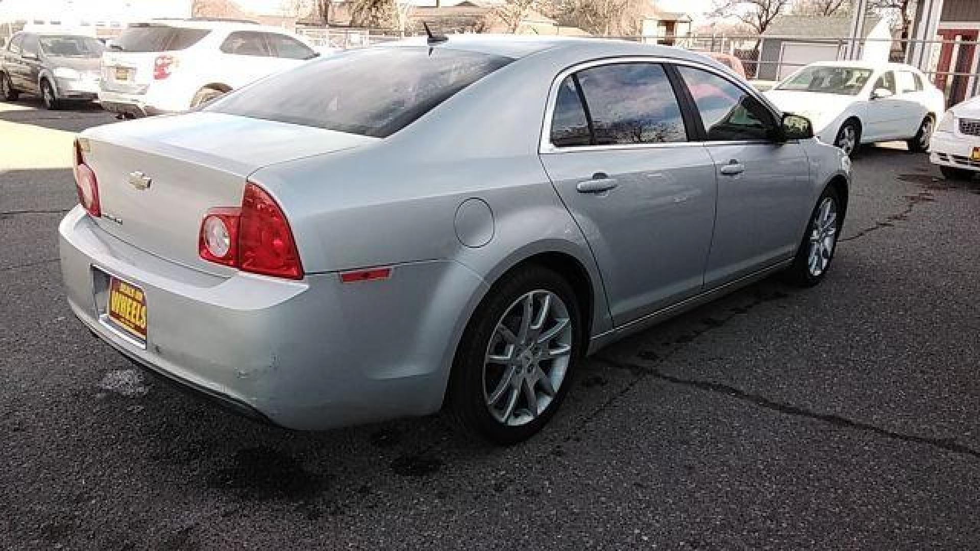 2011 Chevrolet Malibu 2LT (1G1ZD5E11BF) with an 2.4L L4 DOHC 16V engine, 6-Speed Automatic transmission, located at 1821 N Montana Ave., Helena, MT, 59601, (406) 422-1031, 0.000000, 0.000000 - Photo#3