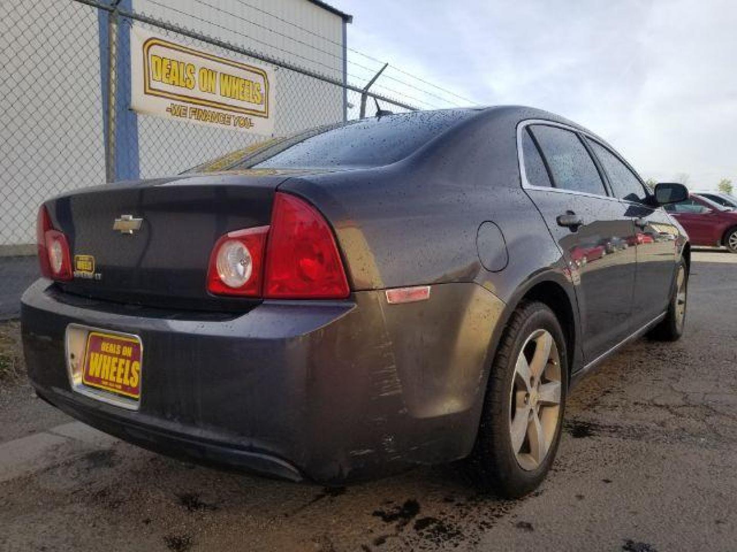 2011 Taupe Gray Metallic Chevrolet Malibu 1LT (1G1ZC5E15BF) with an 2.4L L4 DOHC 16V engine, 6-Speed Automatic transmission, located at 4047 Montana Ave., Billings, MT, 59101, 45.770847, -108.529800 - Photo#4