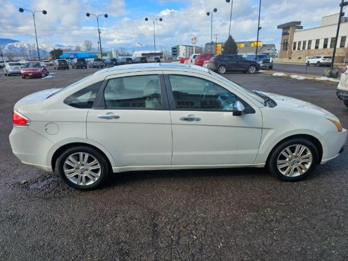 2011 Ford Focus SEL Sedan (1FAHP3HN6BW) with an 2.0L L4 DOHC 16V engine, located at 1800 West Broadway, Missoula, 59808, (406) 543-1986, 46.881348, -114.023628 - Photo#2