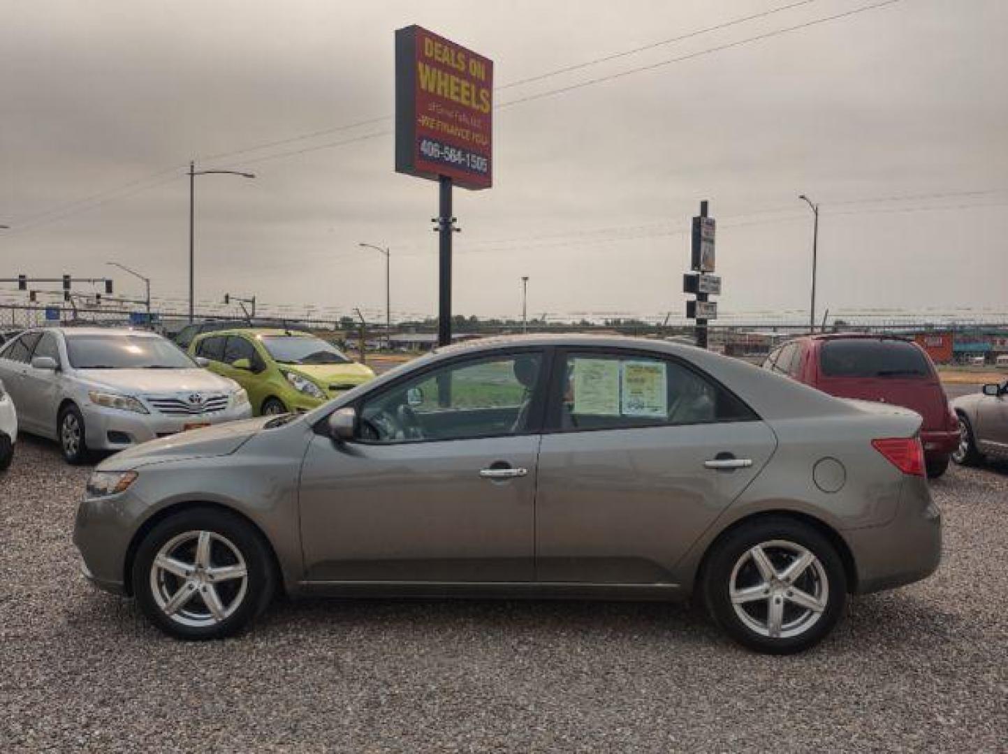 2011 Kia Forte EX (KNAFU4A21B5) with an 2.0L L4 DOHC 16V engine, located at 4801 10th Ave S,, Great Falls, MT, 59405, 0.000000, 0.000000 - Photo#1