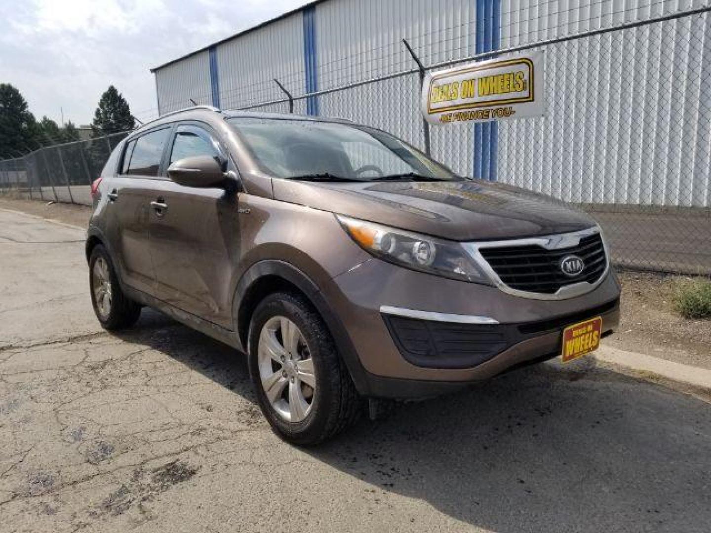 2011 Kia Sportage LX AWD (KNDPBCA26B7) with an 2.4L V6 DOHC 24V engine, 6-Speed Automatic transmission, located at 1800 West Broadway, Missoula, 59808, (406) 543-1986, 46.881348, -114.023628 - Photo#6