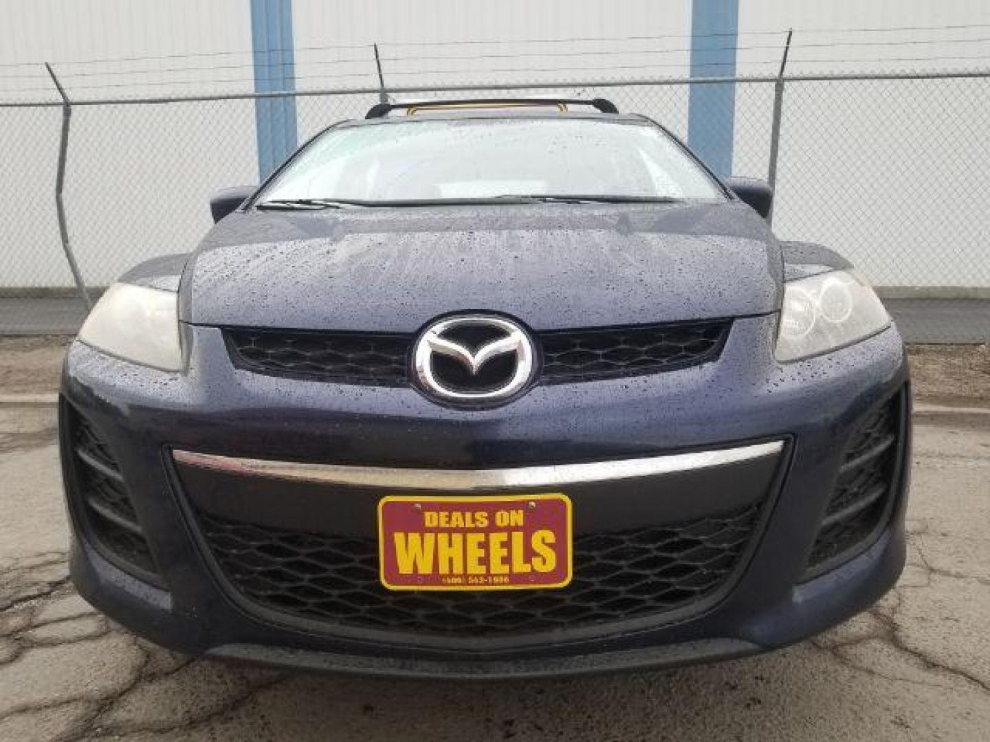 2011 Mazda CX-7 i SV (JM3ER2AM2B0) with an 2.5L L4 DOHC 16V engine, 5-Speed Automatic transmission, located at 601 E. Idaho St., Kalispell, MT, 59901, 0.000000, 0.000000 - Photo#1