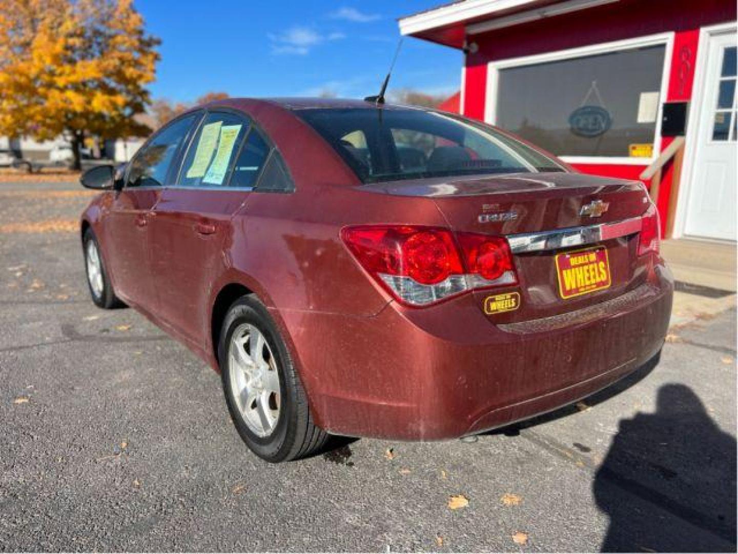 2012 Chevrolet Cruze 1LT (1G1PF5SC7C7) with an 1.4L L4 DOHC 16V TURBO engine, 6-Speed Automatic transmission, located at 601 E. Idaho St., Kalispell, MT, 59901, 0.000000, 0.000000 - Photo#2