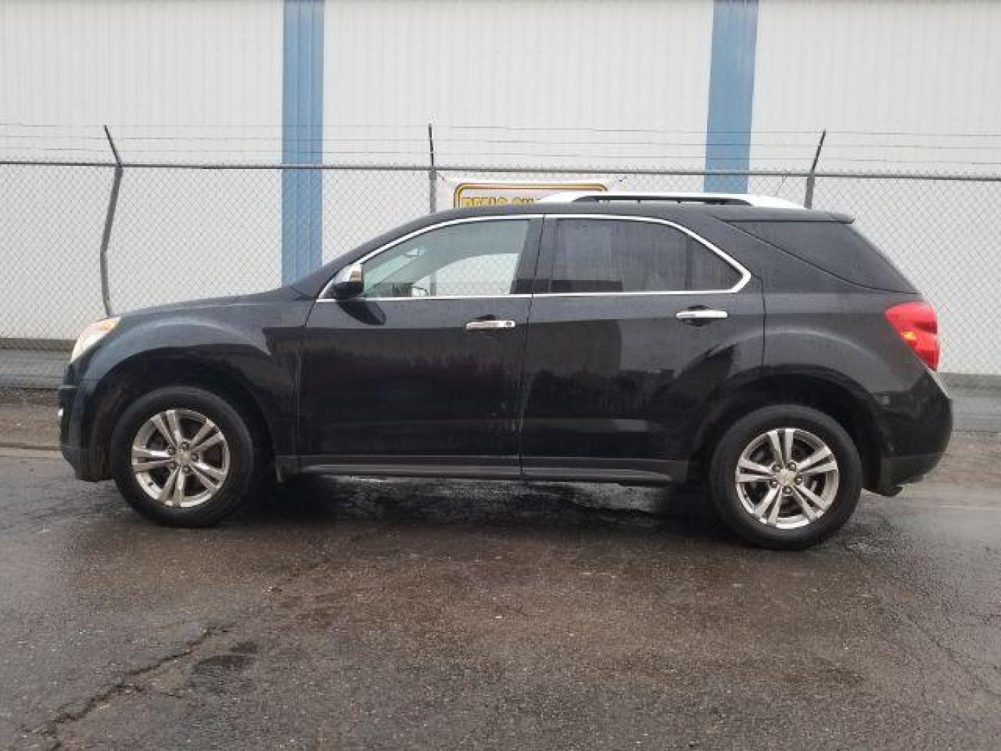 2012 Chevrolet Equinox LTZ AWD (2GNFLGEK4C6) with an 2.4L L4 DOHC 16V engine, 6-Speed Automatic transmission, located at 1800 West Broadway, Missoula, 59808, (406) 543-1986, 46.881348, -114.023628 - Photo#6