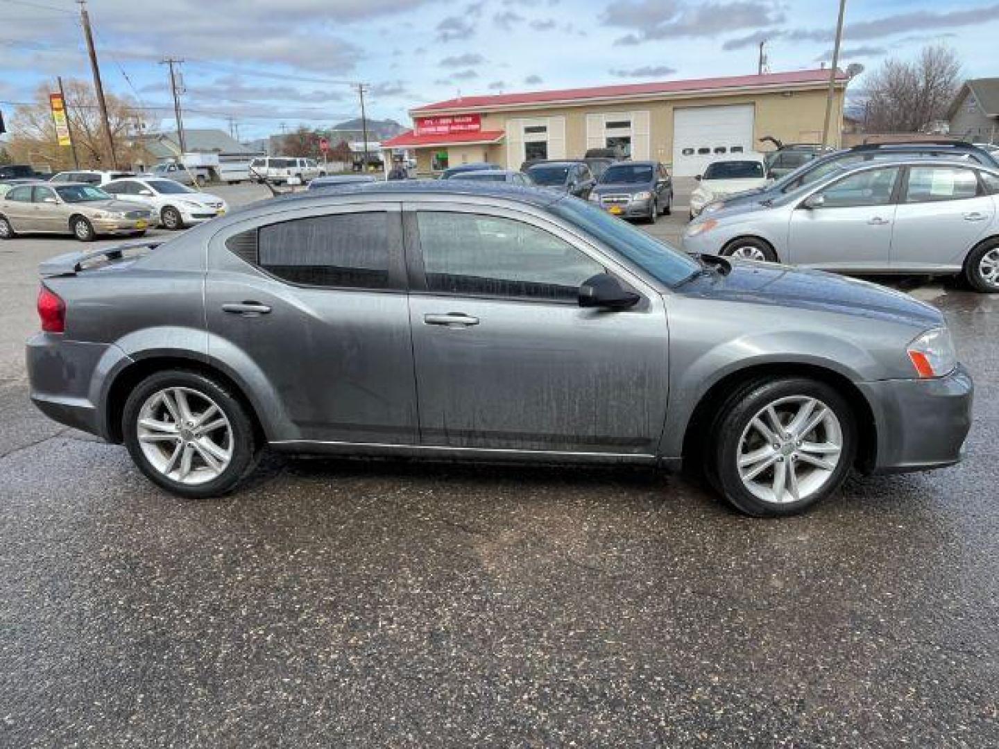 2012 Dodge Avenger SE (1C3CDZAG8CN) with an 3.6L V6 DOHC 24V FFV engine, 6-Speed Automatic transmission, located at 1821 N Montana Ave., Helena, MT, 59601, (406) 422-1031, 0.000000, 0.000000 - Photo#2