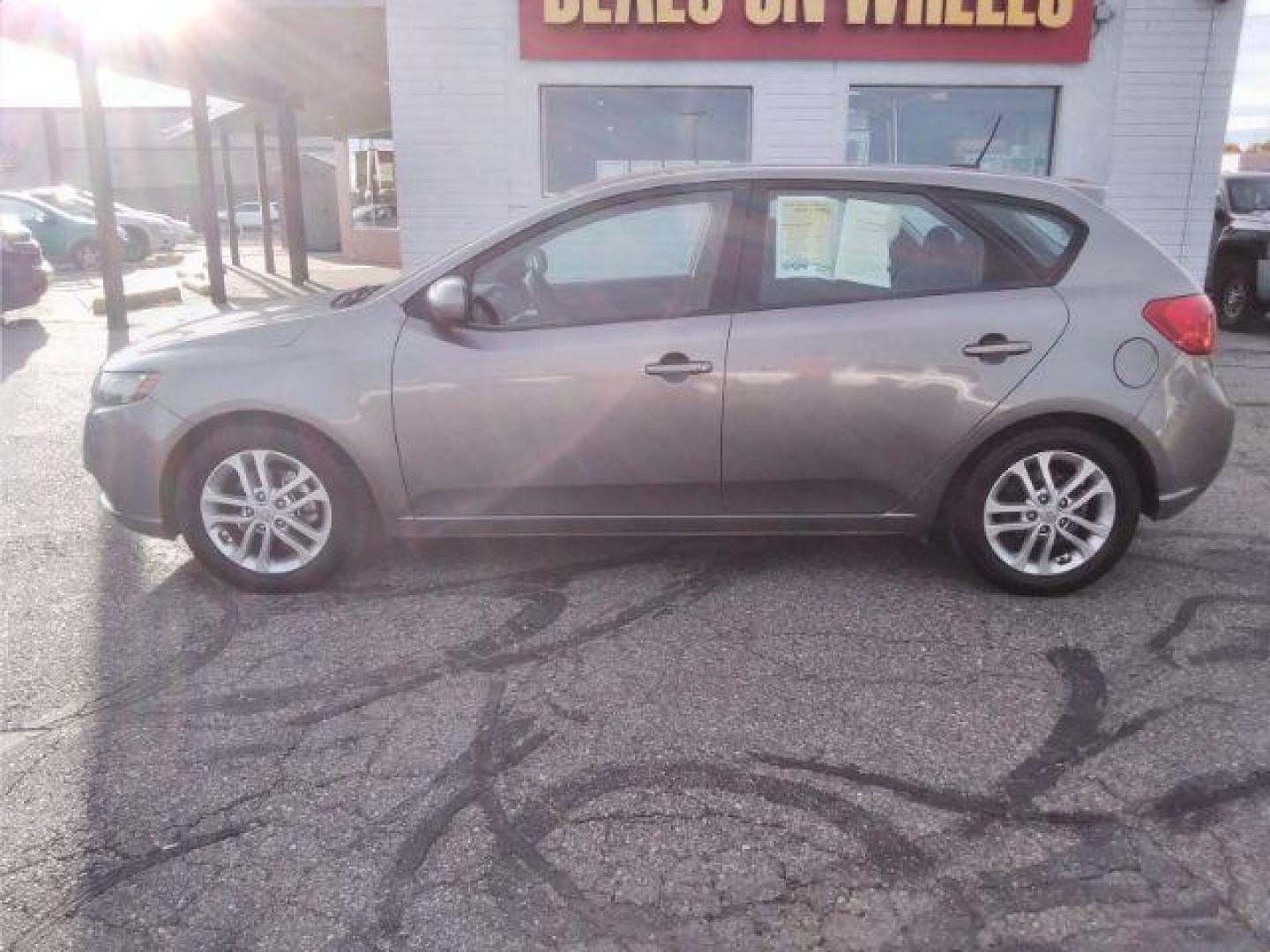 2012 Kia Forte 5-Door EX (KNAFU5A25C5) with an 2.0L L4 DOHC 16V engine, located at 4047 Montana Ave., Billings, MT, 59101, 45.770847, -108.529800 - Photo#0