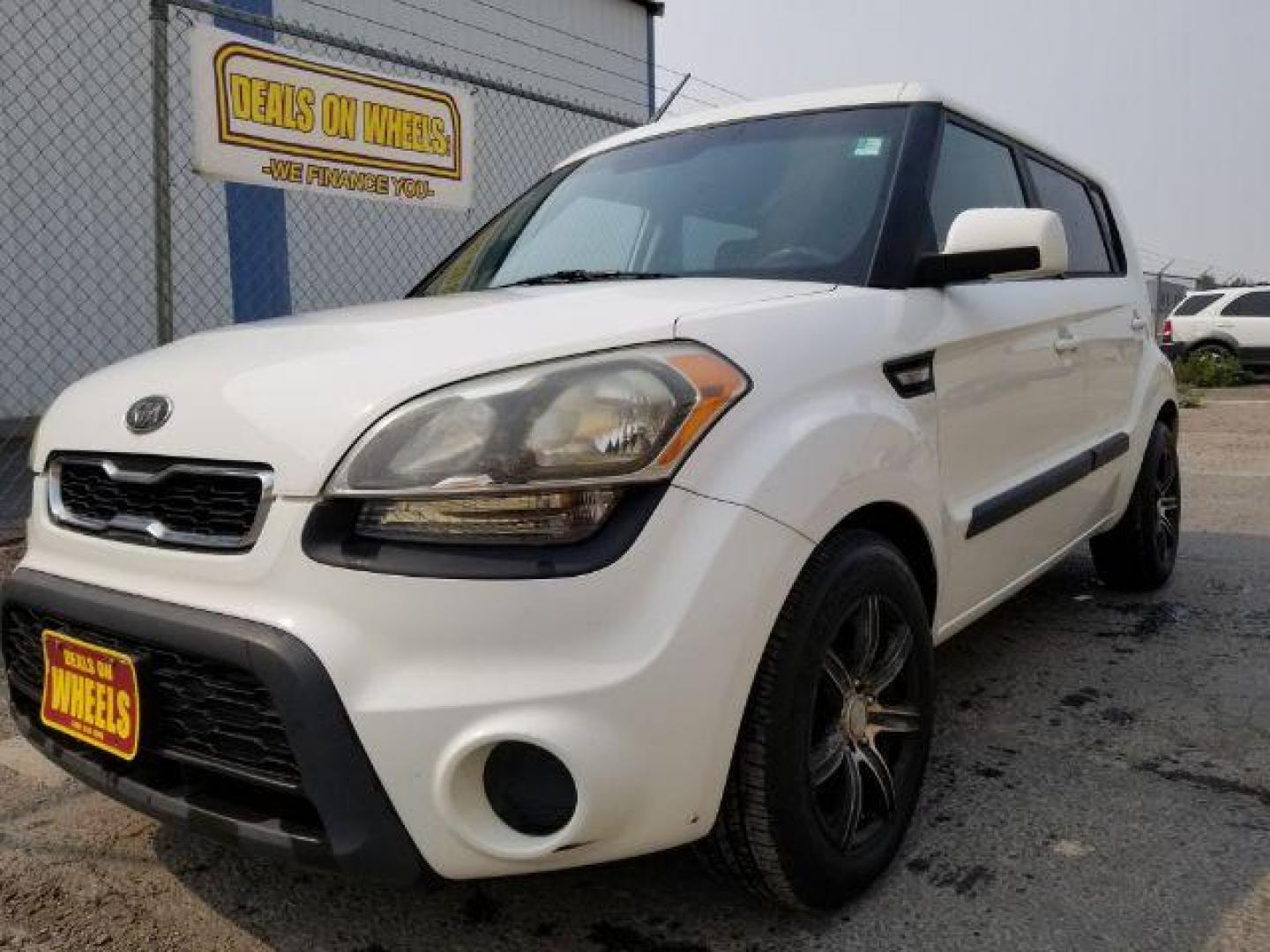 2012 Kia Soul Base (KNDJT2A58C7) with an 1.6L L4 DOHC 16V engine, 5-Speed Manual transmission, located at 4801 10th Ave S,, Great Falls, MT, 59405, 0.000000, 0.000000 - Photo#0