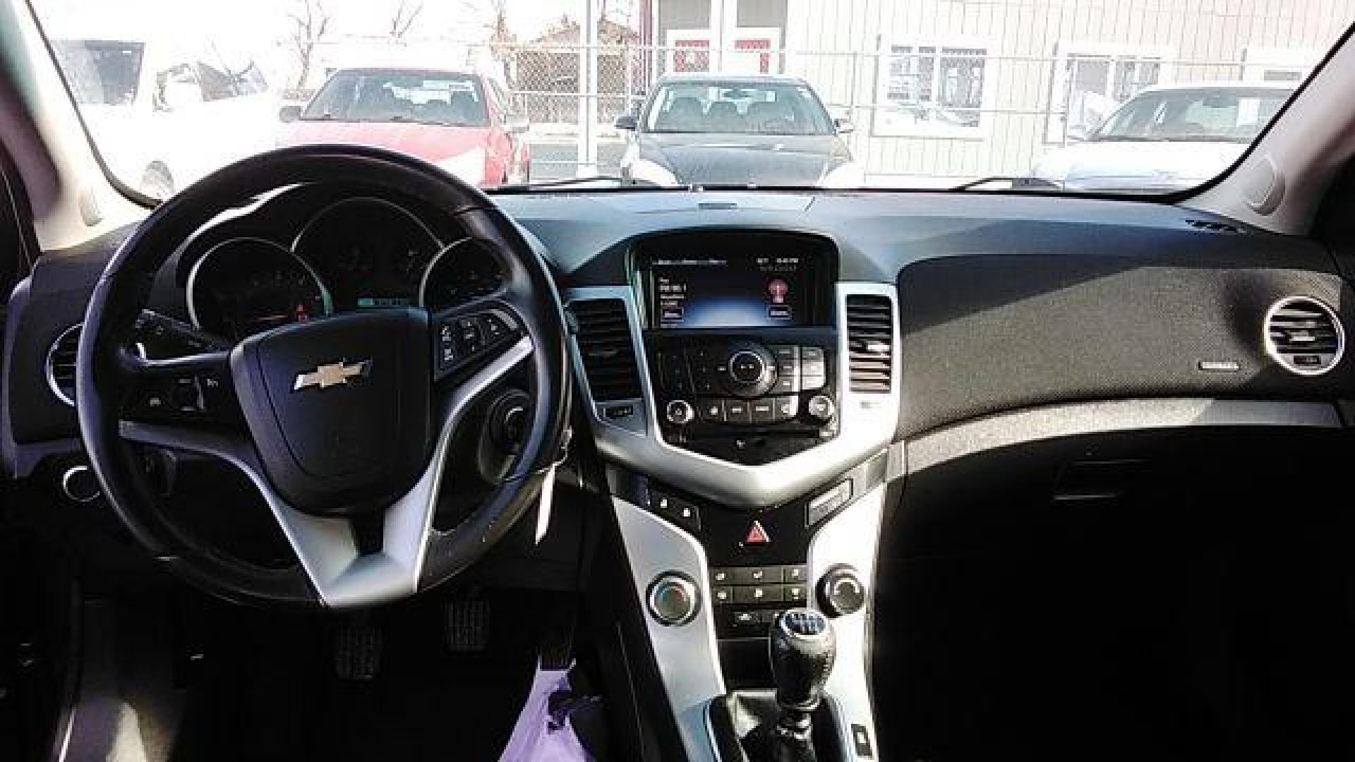 2013 Chevrolet Cruze ECO Manual (1G1PJ5SB4D7) with an 1.4L L4 DOHC 16V TURBO engine, 6-Speed Manual transmission, located at 1821 N Montana Ave., Helena, MT, 59601, (406) 422-1031, 0.000000, 0.000000 - Photo#7