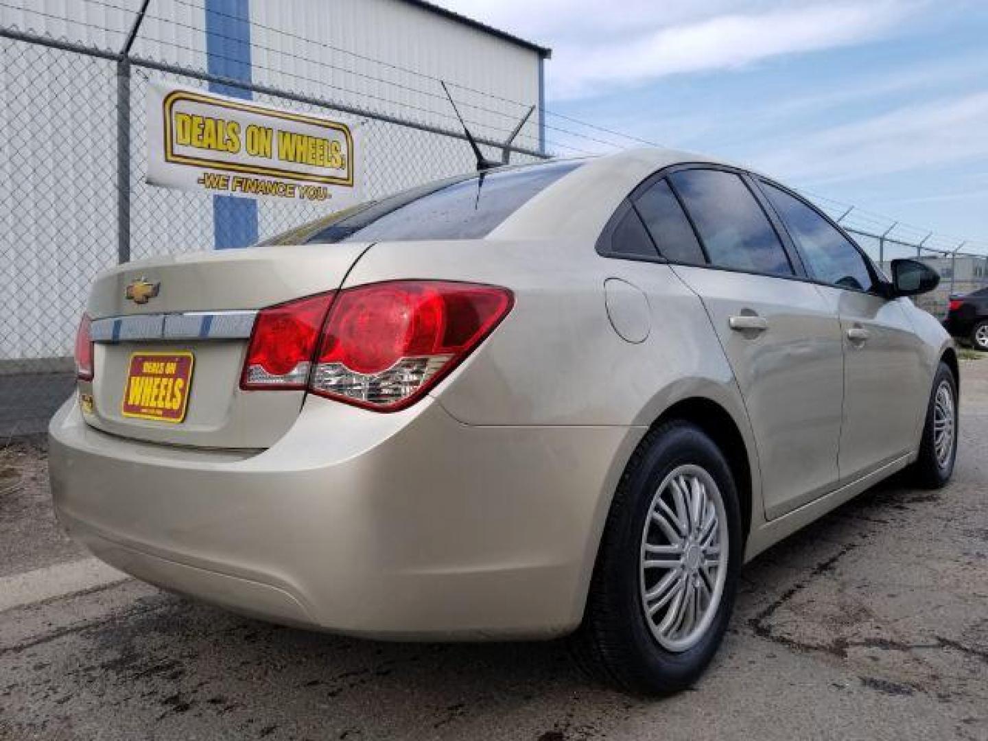 2013 Chevrolet Cruze LS Auto (1G1PA5SHXD7) with an 1.8L L4 DOHC 16V FFV engine, 6-Speed Automatic transmission, located at 1800 West Broadway, Missoula, 59808, (406) 543-1986, 46.881348, -114.023628 - Photo#4