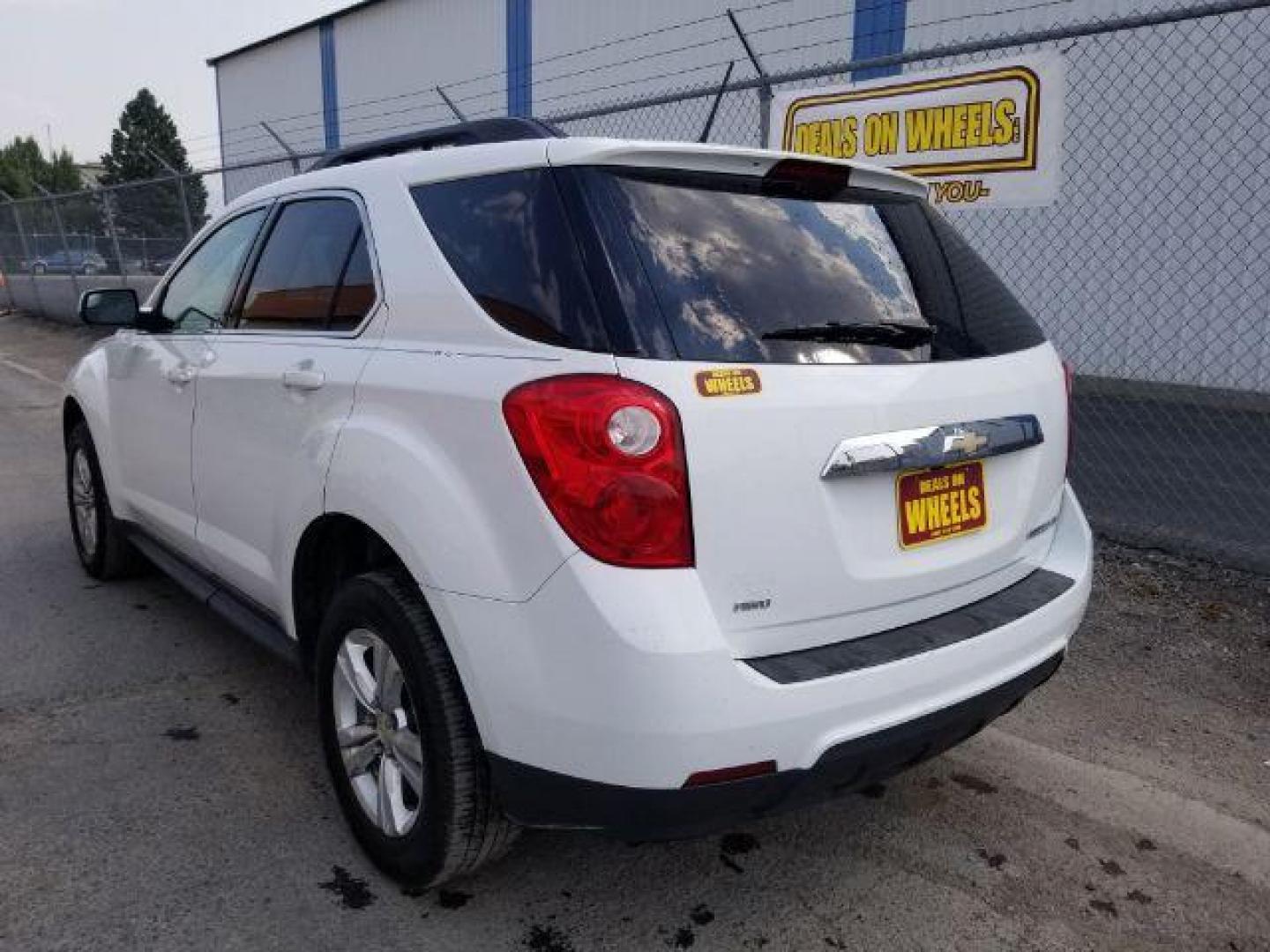 2013 Chevrolet Equinox 1LT AWD (2GNFLEEK7D6) with an 2.4L L4 DOHC 16V engine, 6-Speed Automatic transmission, located at 1821 N Montana Ave., Helena, MT, 59601, (406) 422-1031, 0.000000, 0.000000 - Photo#3