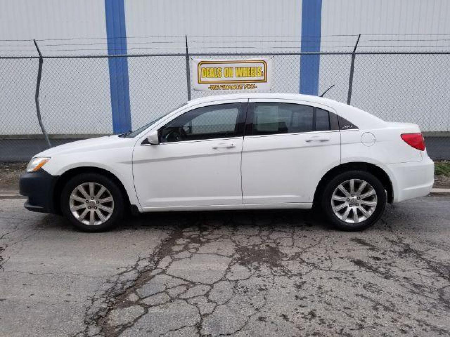 2013 Bright White Chrysler 200 Touring (1C3CCBBB4DN) with an 2.4L L4 DOHC 16V engine, 6-Speed Automatic transmission, located at 4801 10th Ave S,, Great Falls, MT, 59405, 0.000000, 0.000000 - Photo#2