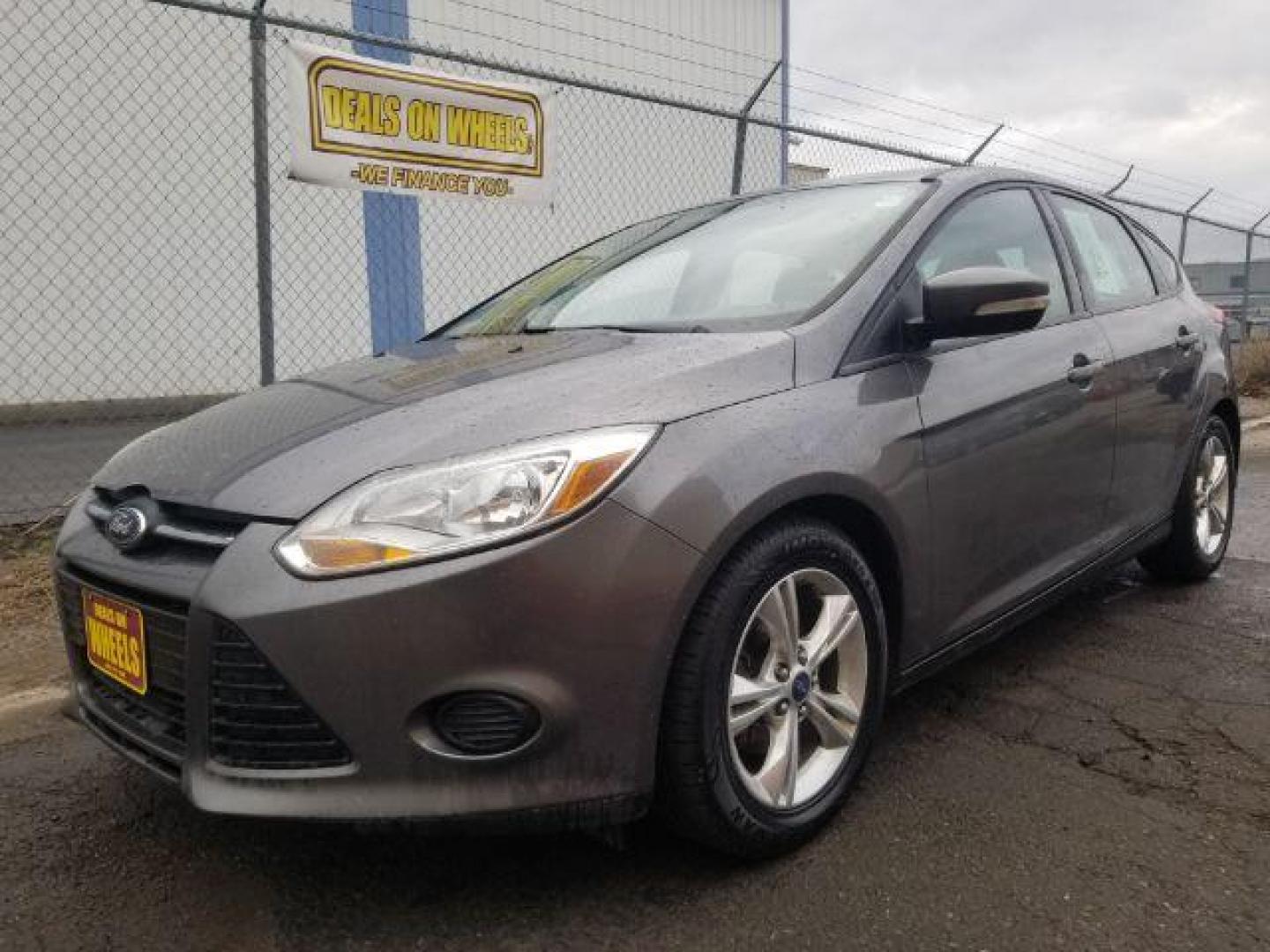 2013 Ford Focus SE Hatch (1FADP3K29DL) with an 2.0L L4 DOHC 16V engine, located at 601 E. Idaho St., Kalispell, MT, 59901, 0.000000, 0.000000 - Photo#0